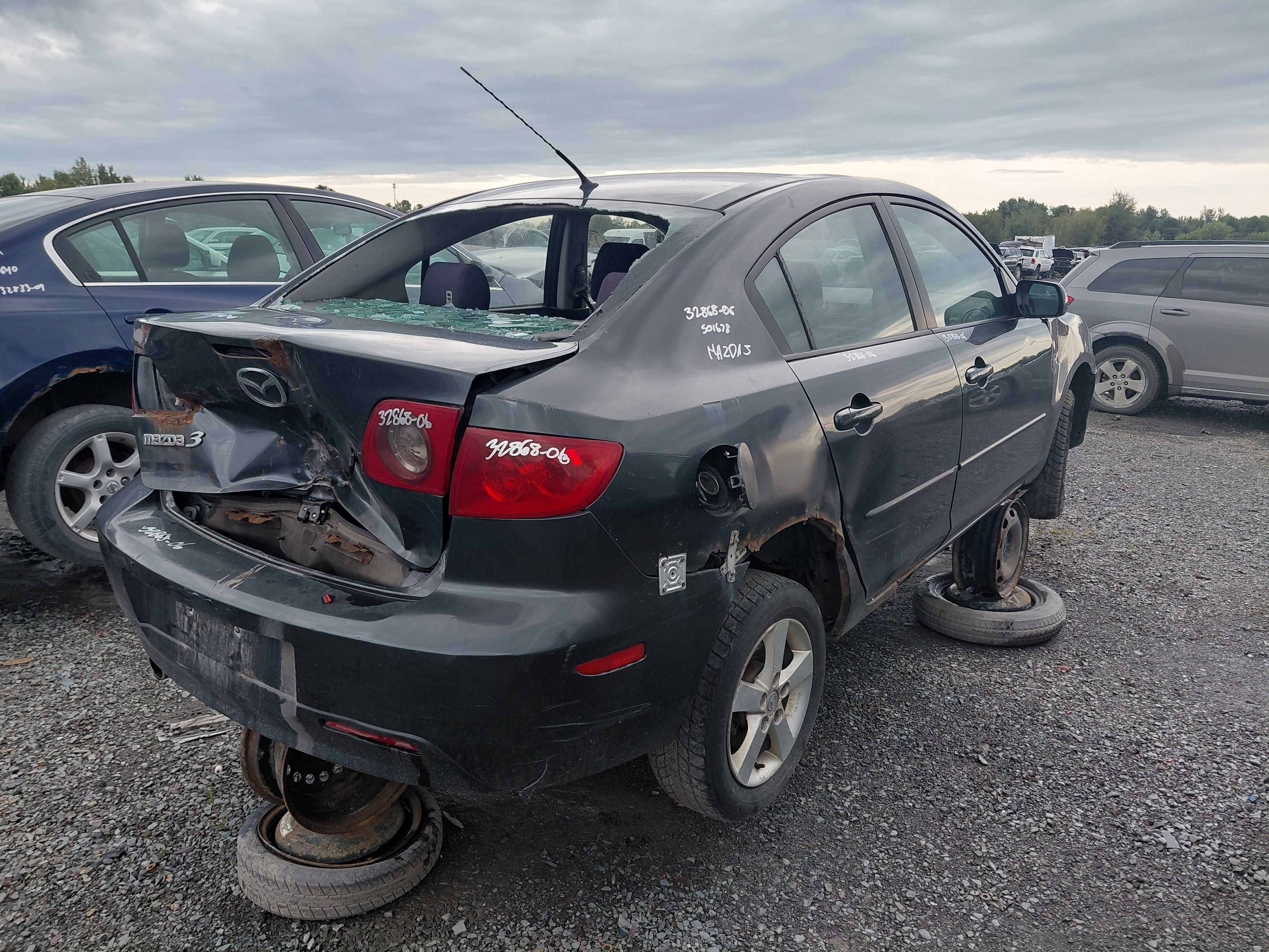 MAZDA MAZDA3 2006