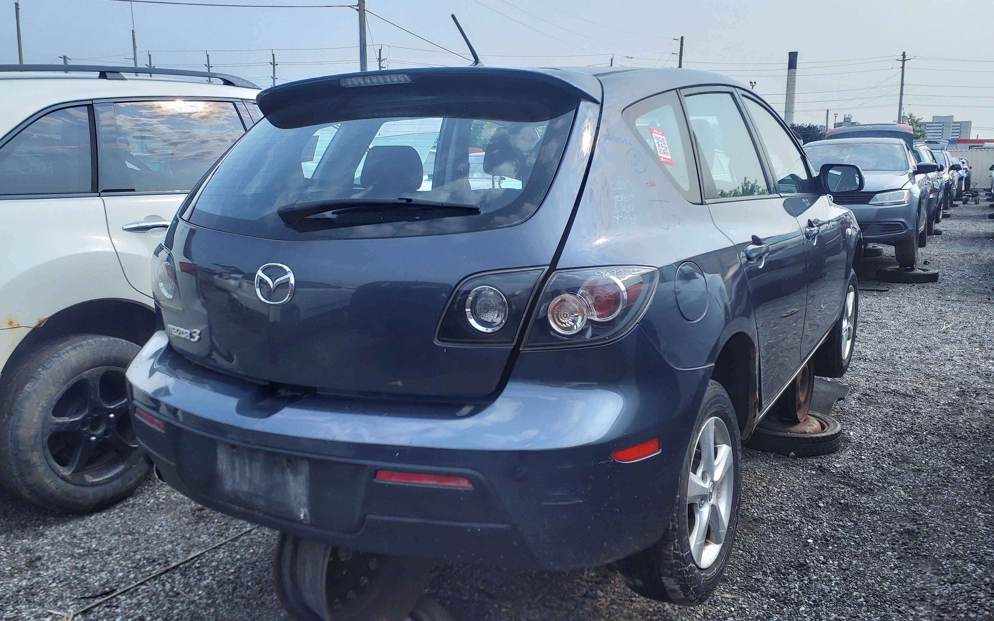 MAZDA MAZDA3 2009
