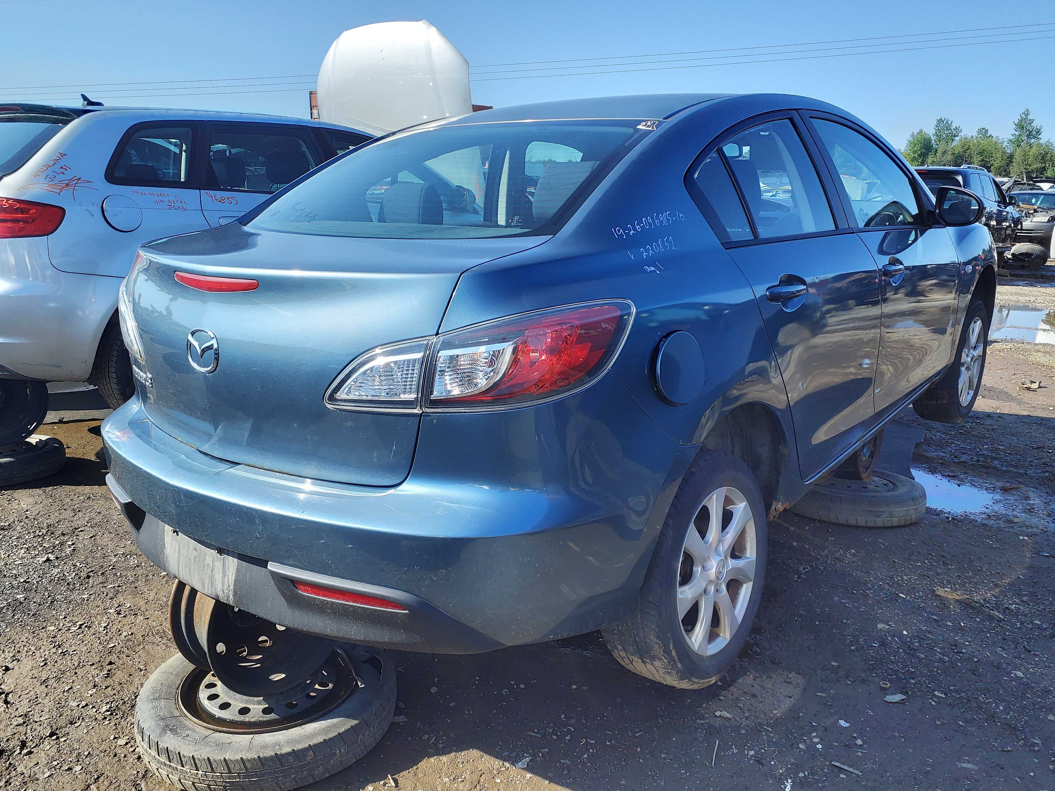 MAZDA MAZDA3 2010