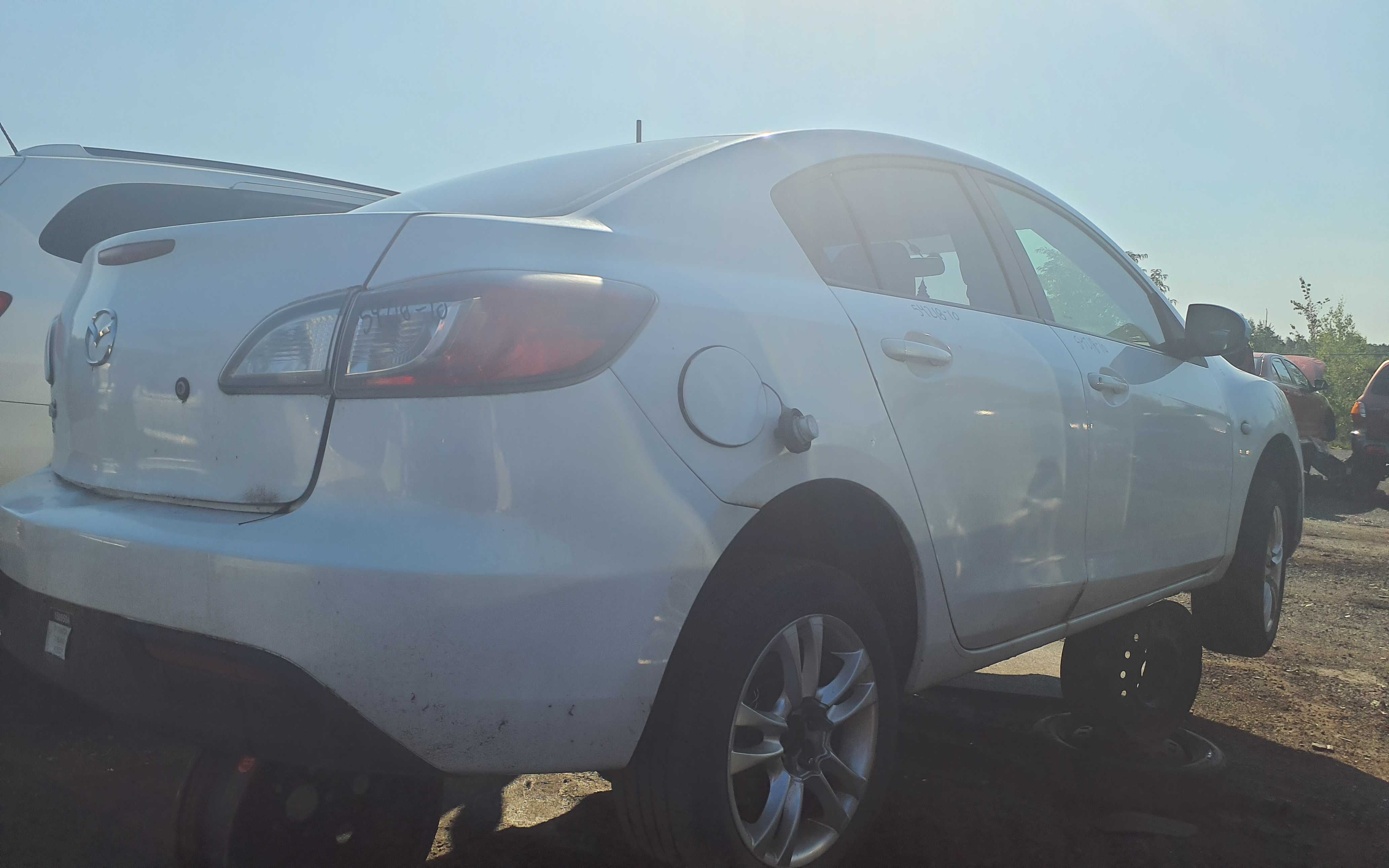 MAZDA MAZDA3 2010