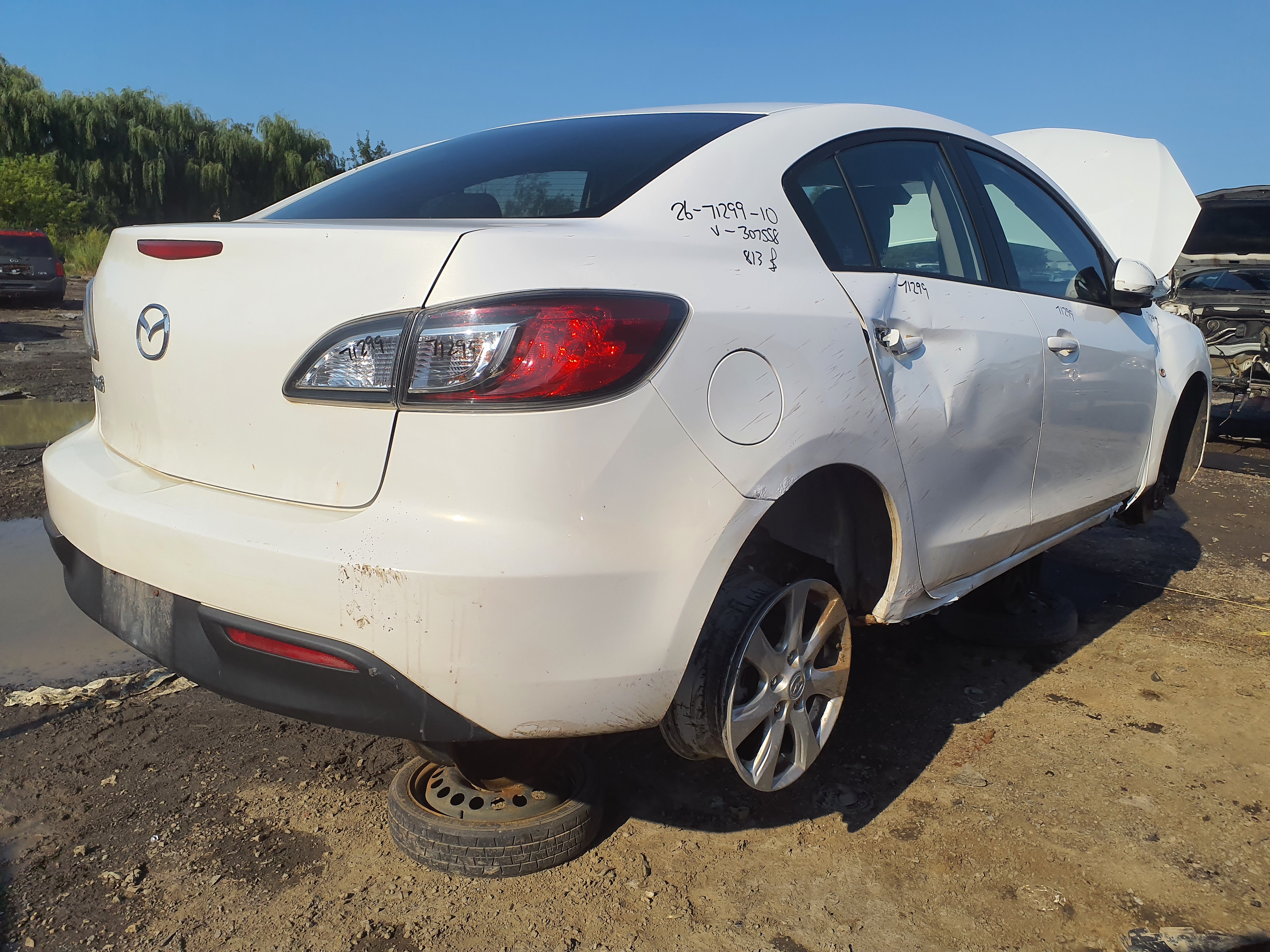 MAZDA MAZDA3 2010