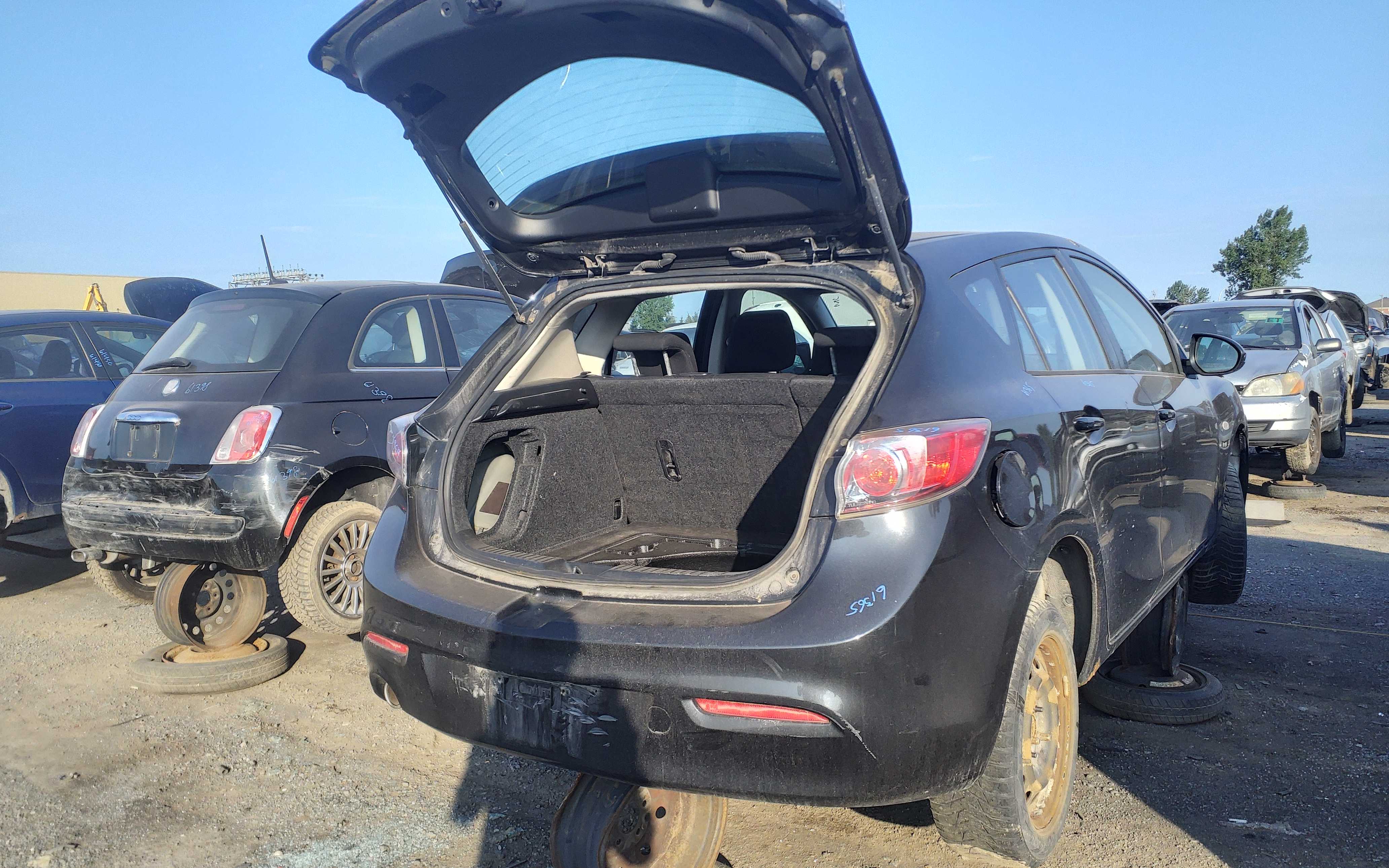 MAZDA MAZDA3 2010