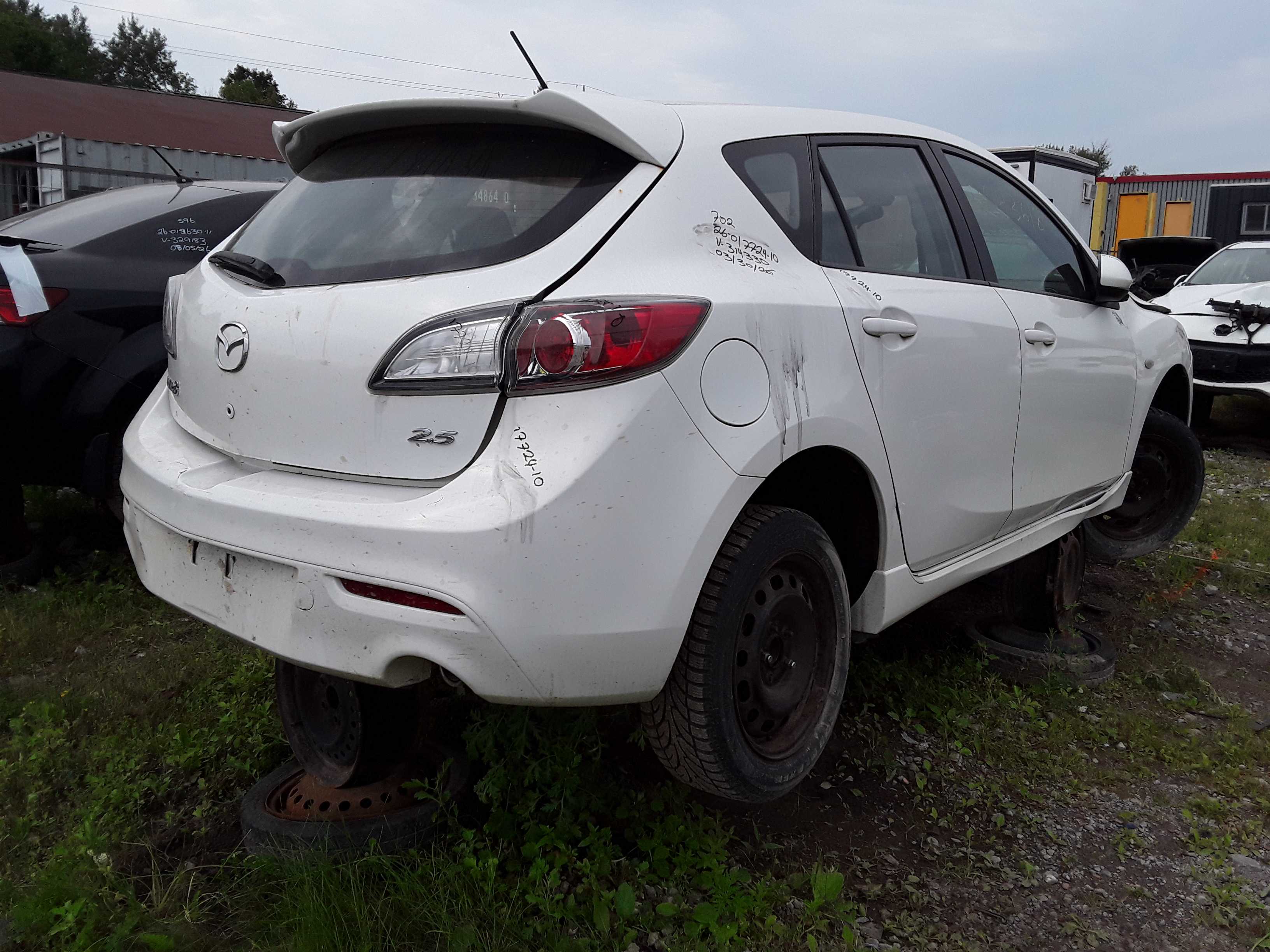 MAZDA MAZDA3 2010
