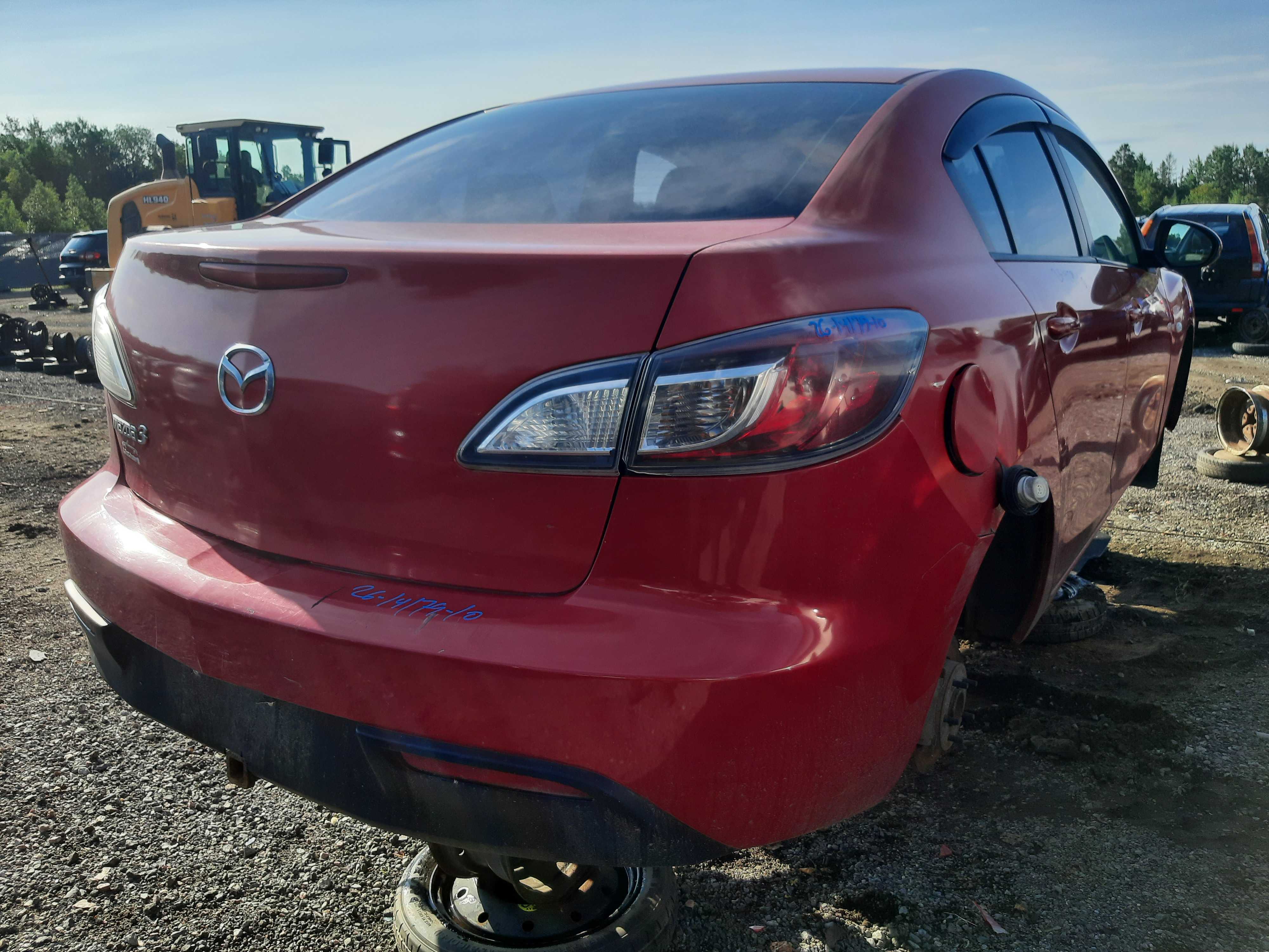 MAZDA MAZDA3 2010