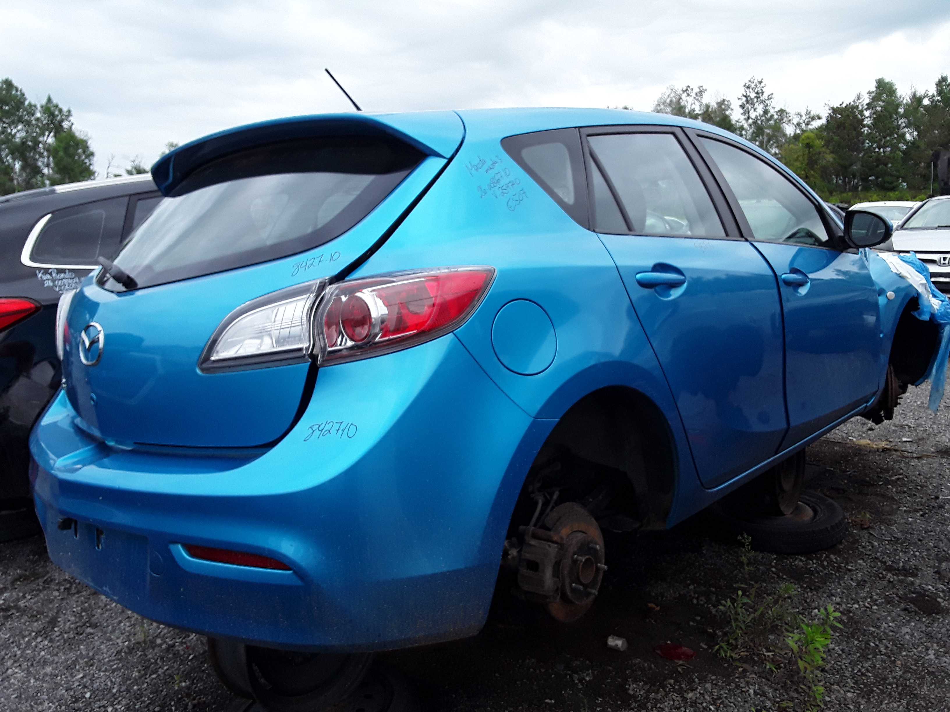MAZDA MAZDA3 2010