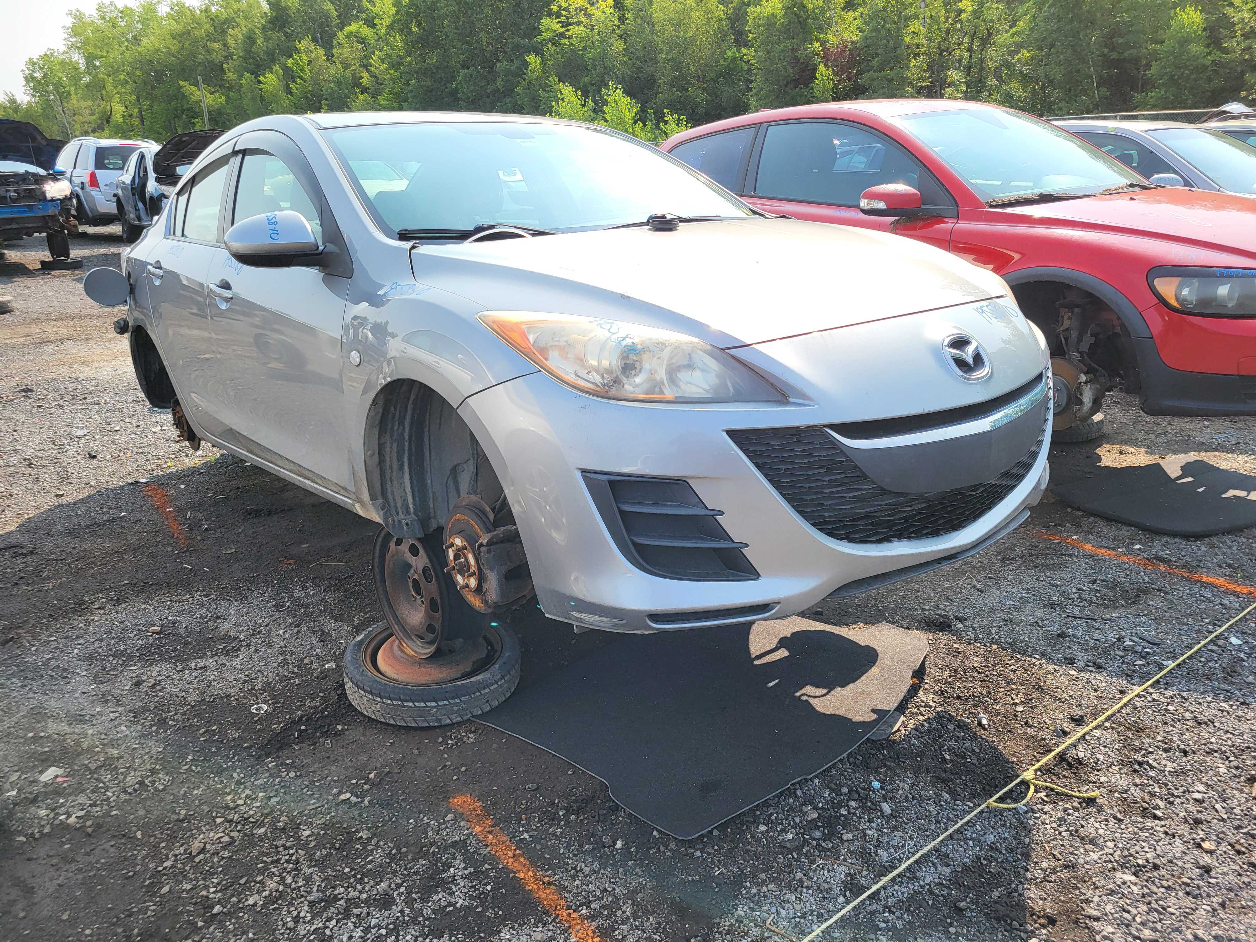 MAZDA MAZDA3 2010