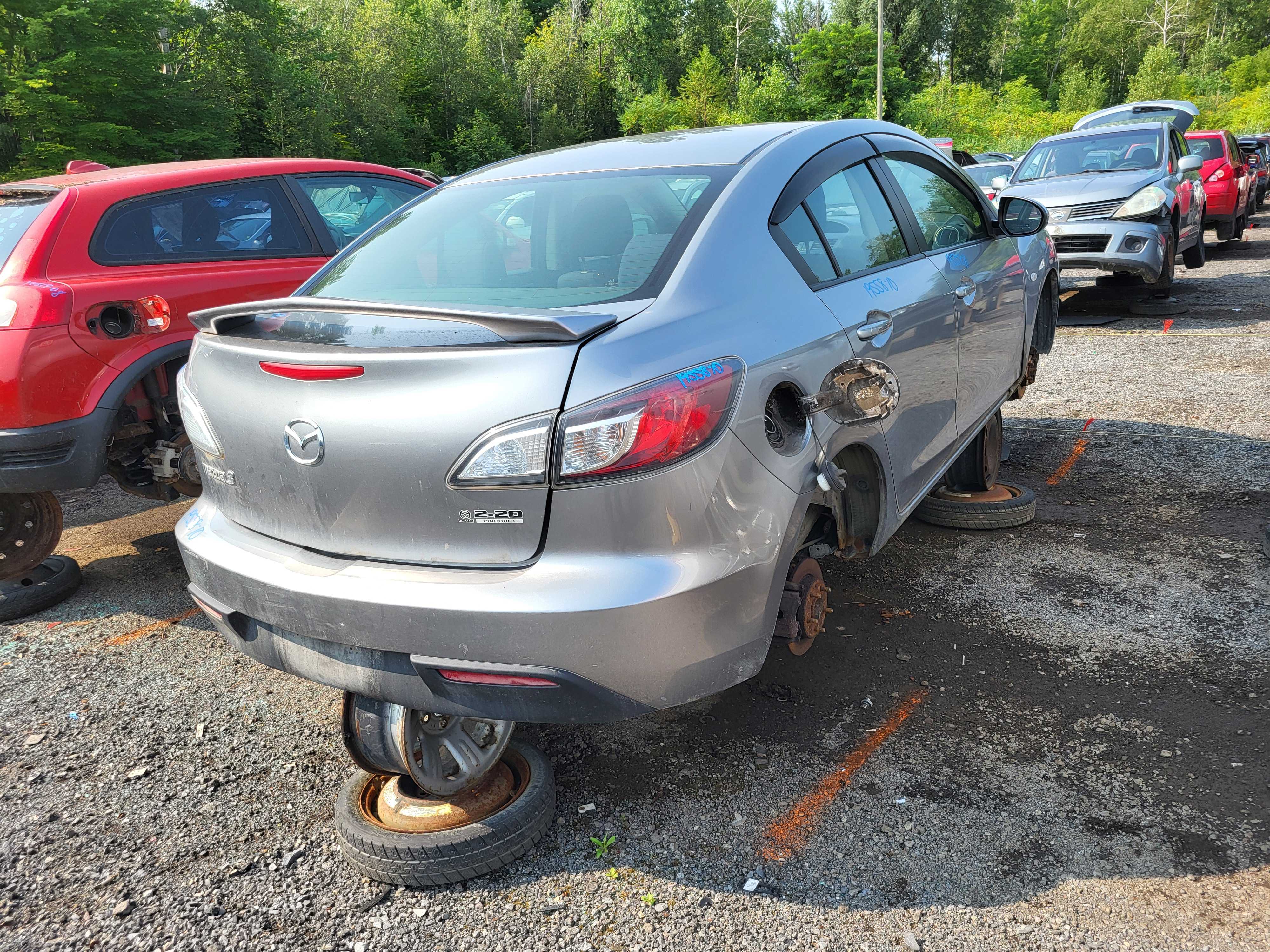 MAZDA MAZDA3 2010