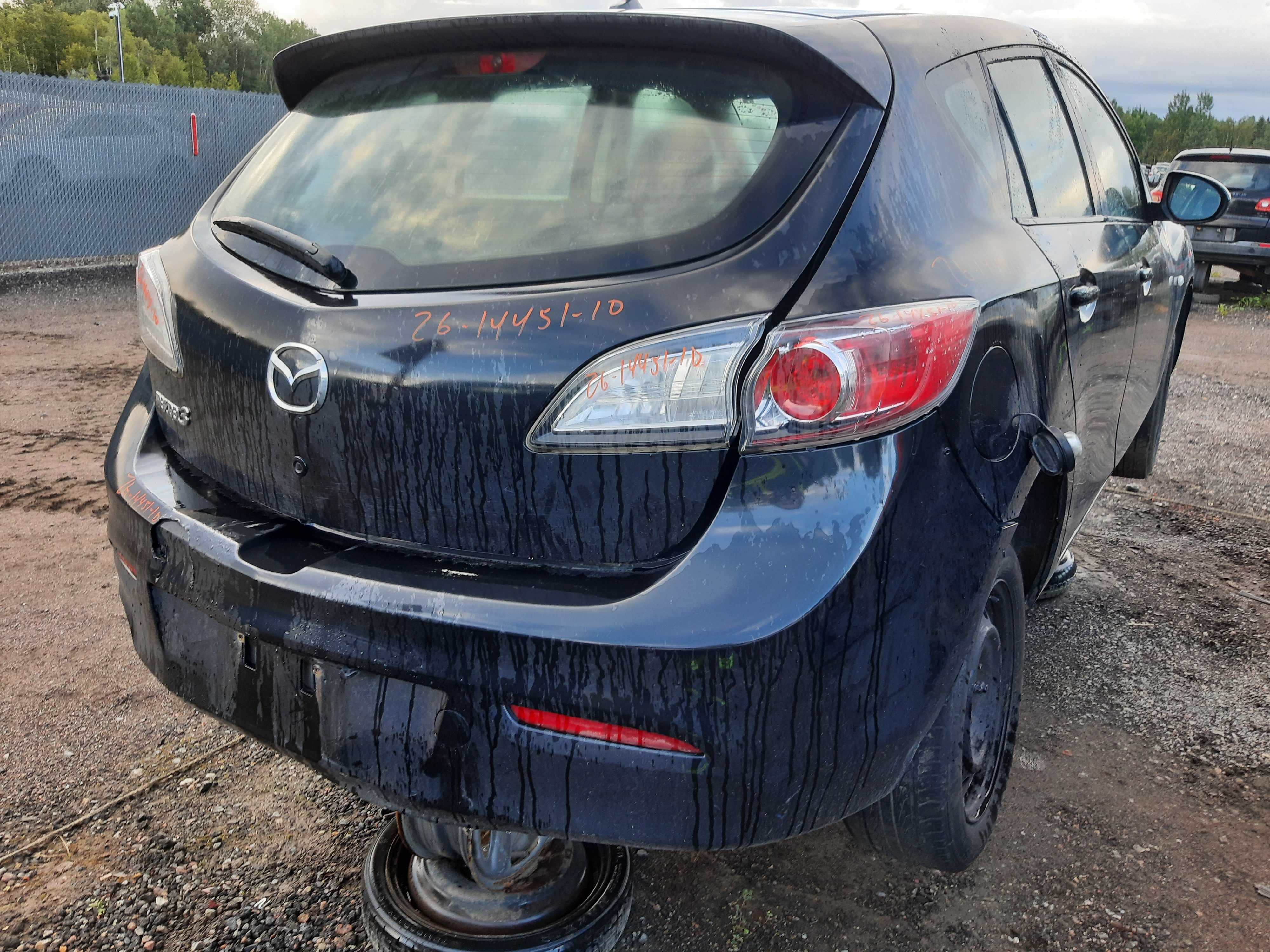 MAZDA MAZDA3 2010