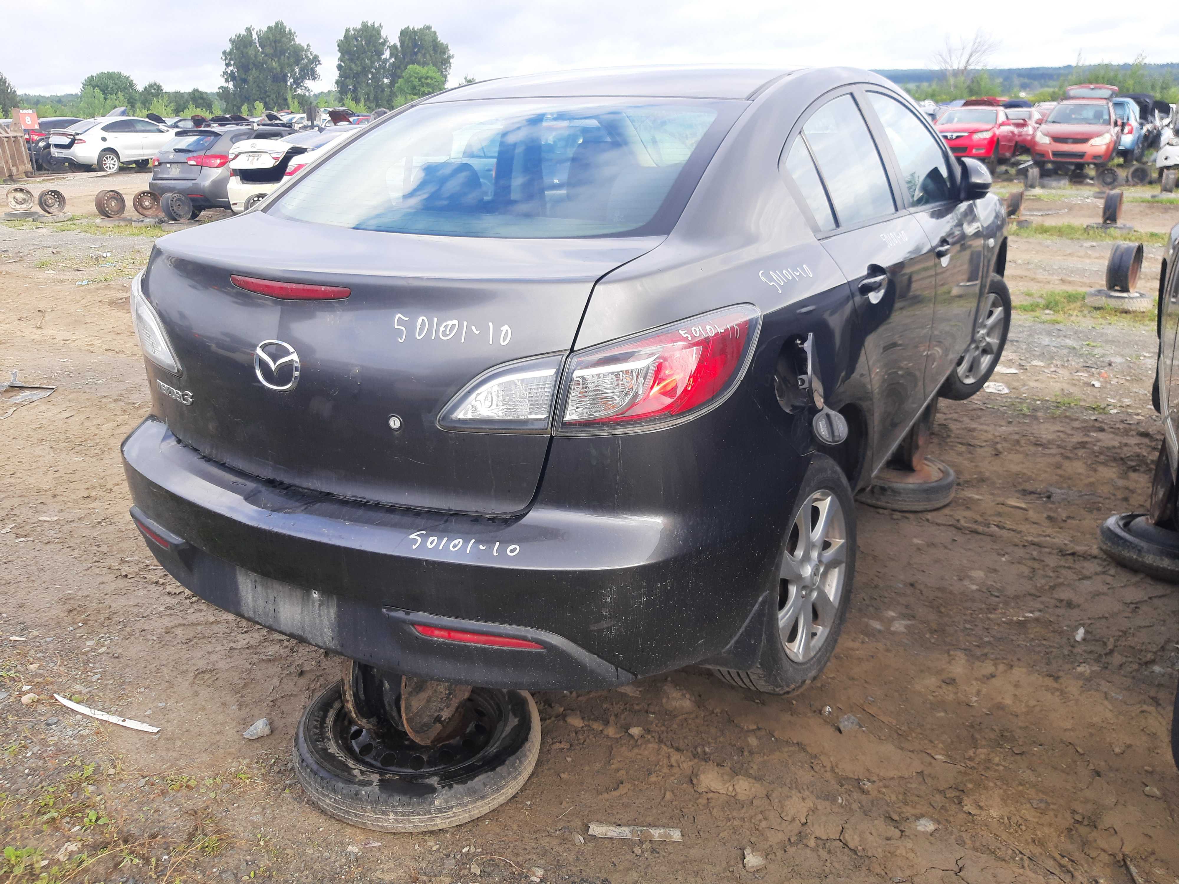 MAZDA MAZDA3 2010