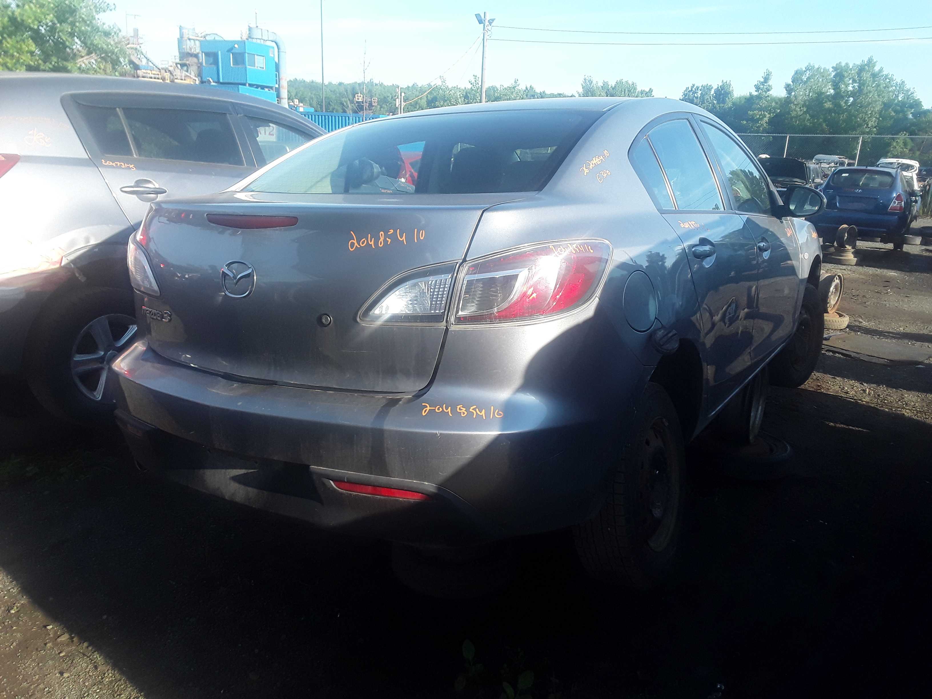 MAZDA MAZDA3 2010