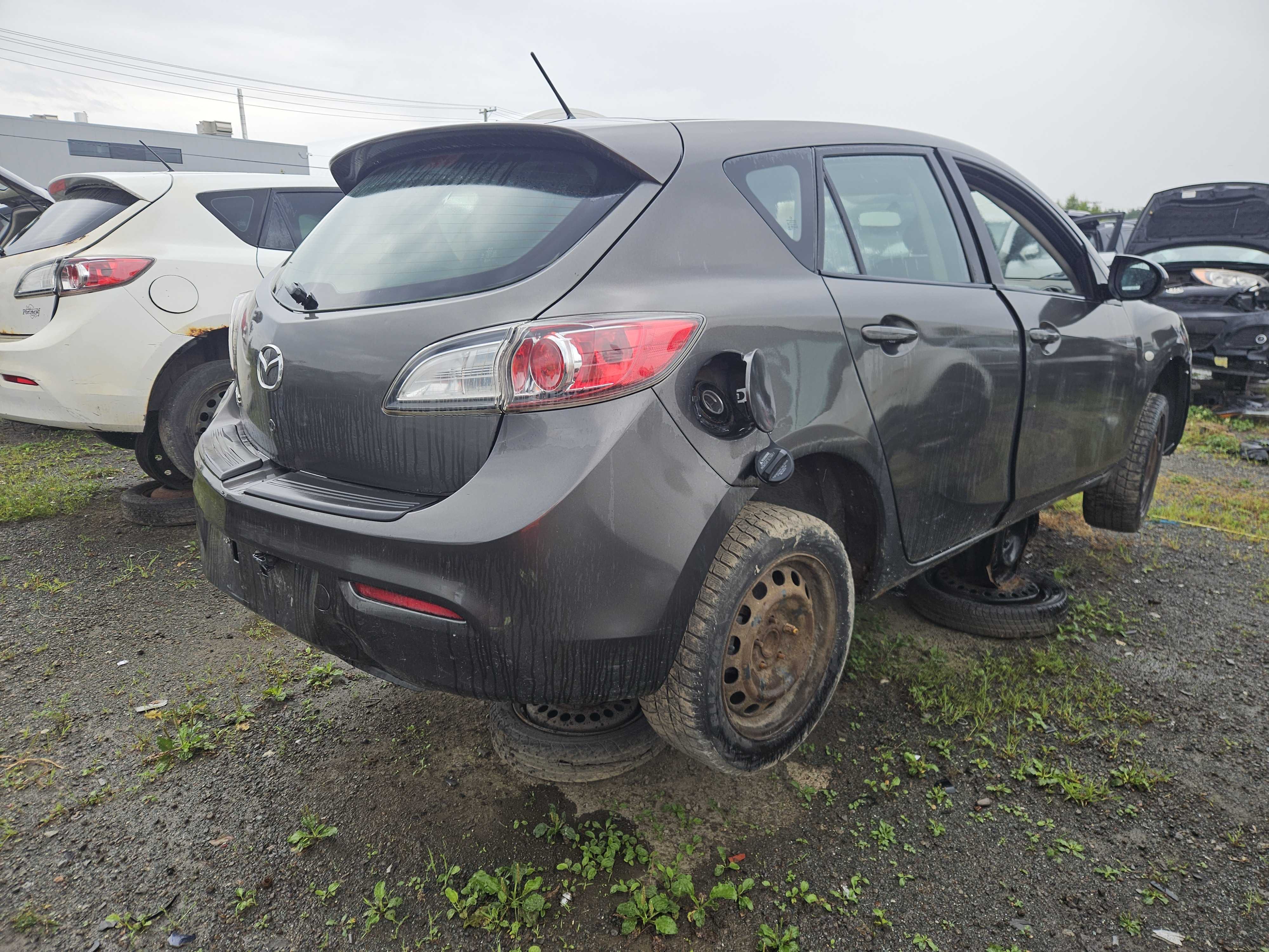 MAZDA MAZDA3 2010