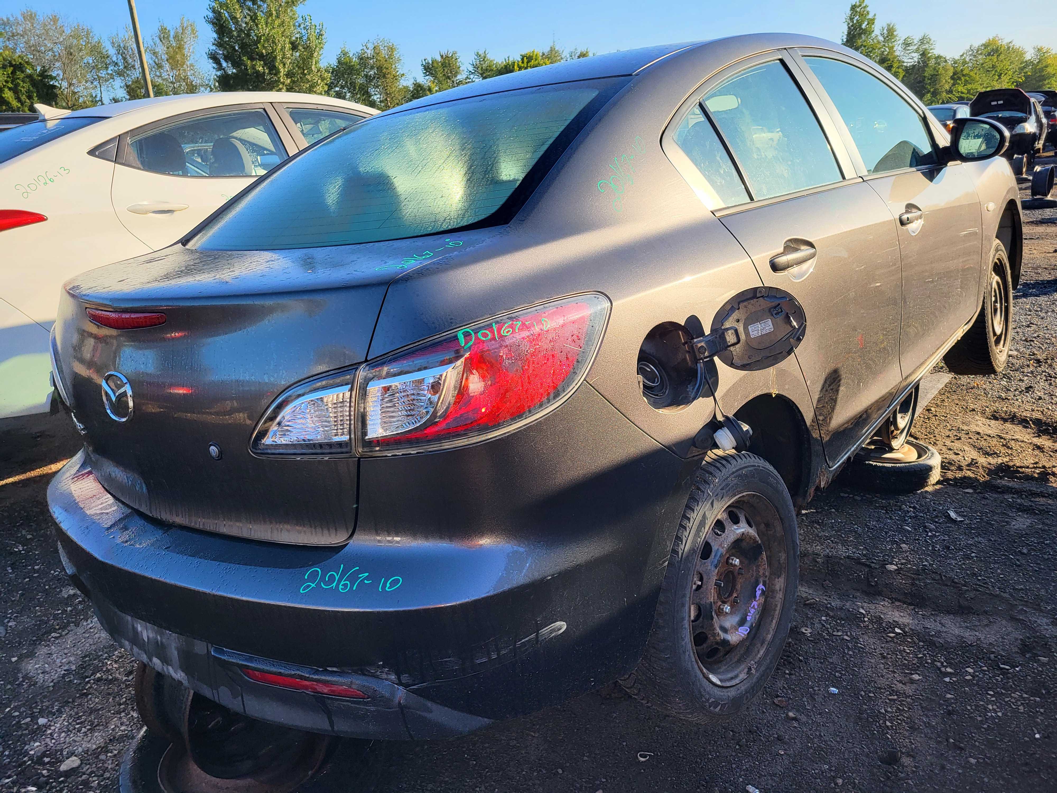 MAZDA MAZDA3 2010