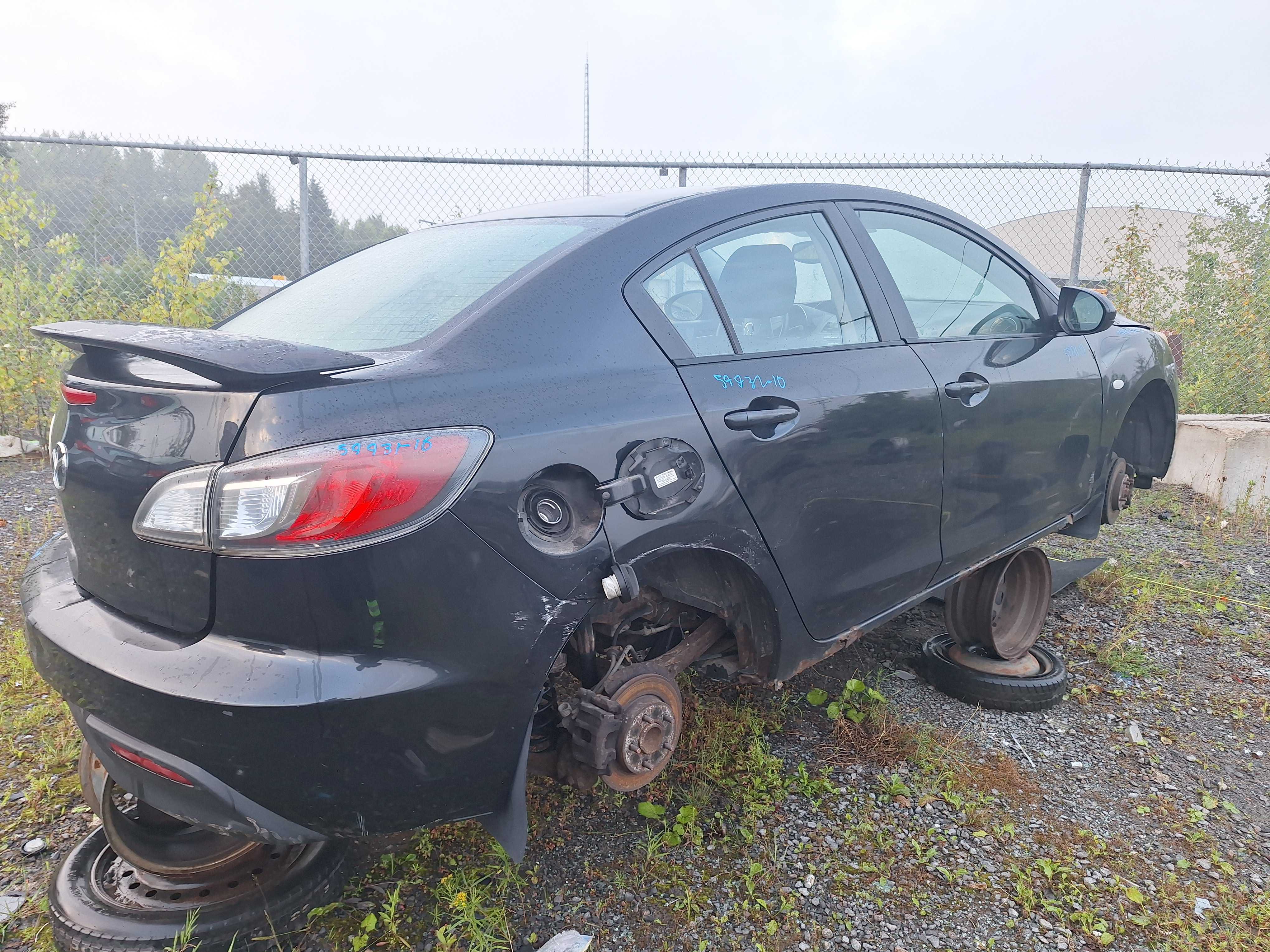 MAZDA MAZDA3 2010