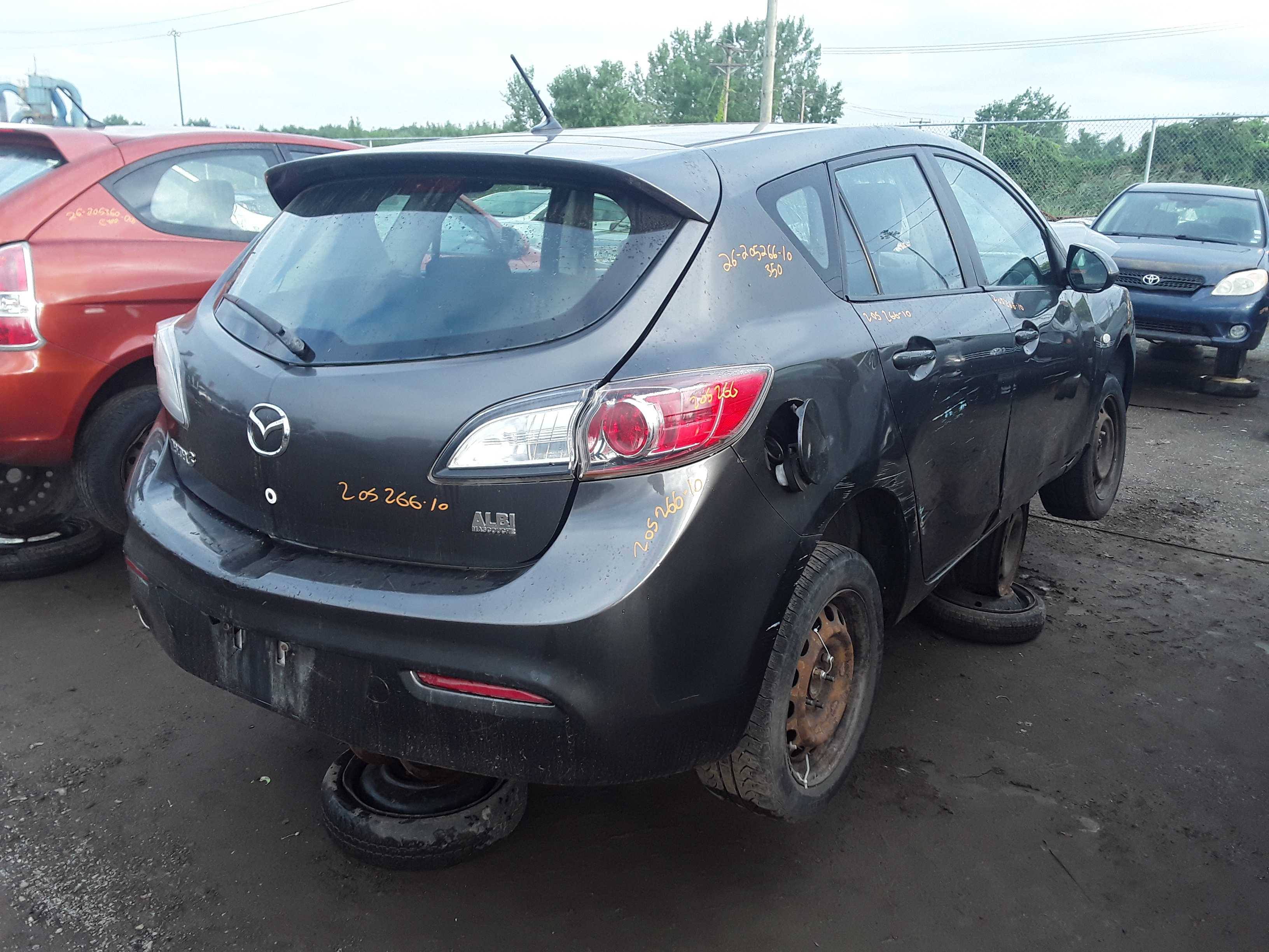 MAZDA MAZDA3 2010