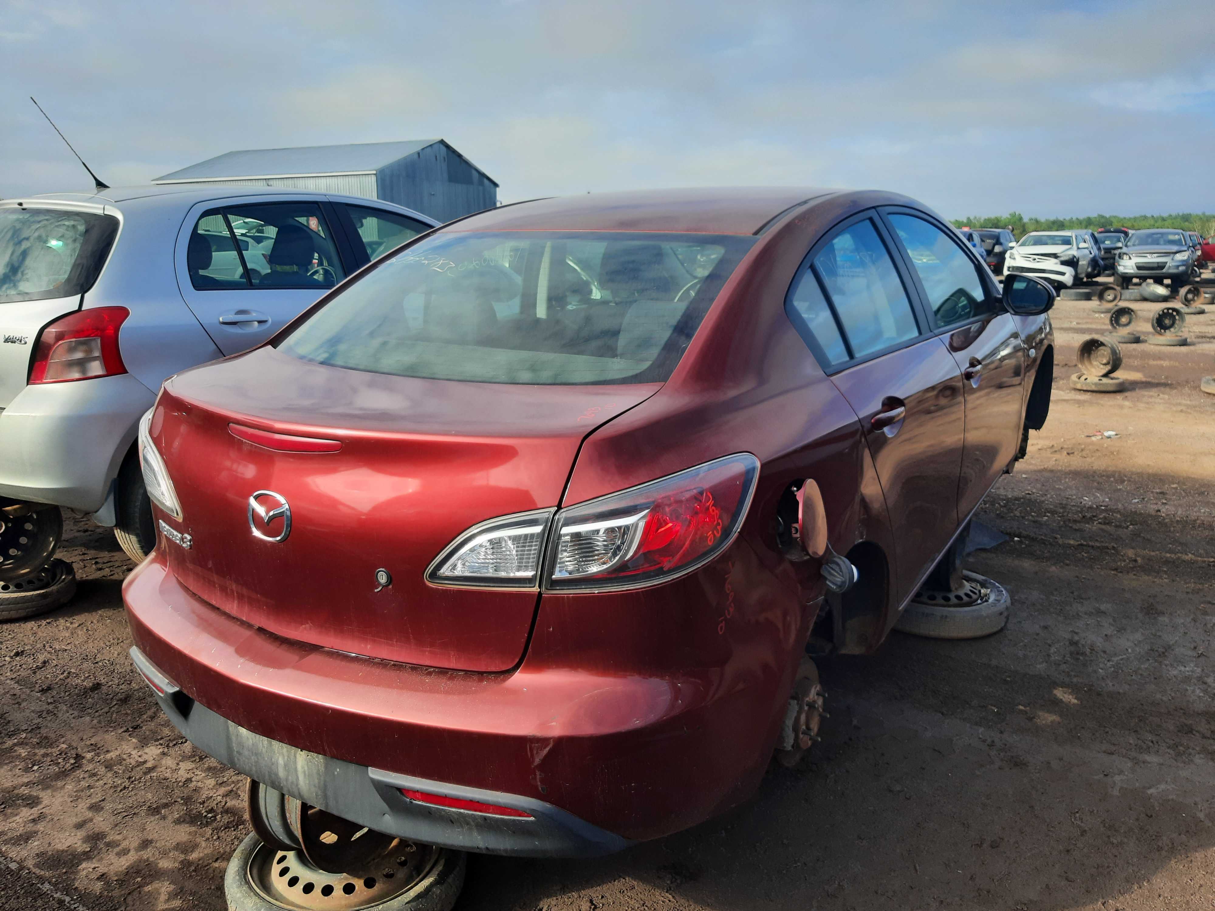 MAZDA MAZDA3 2010