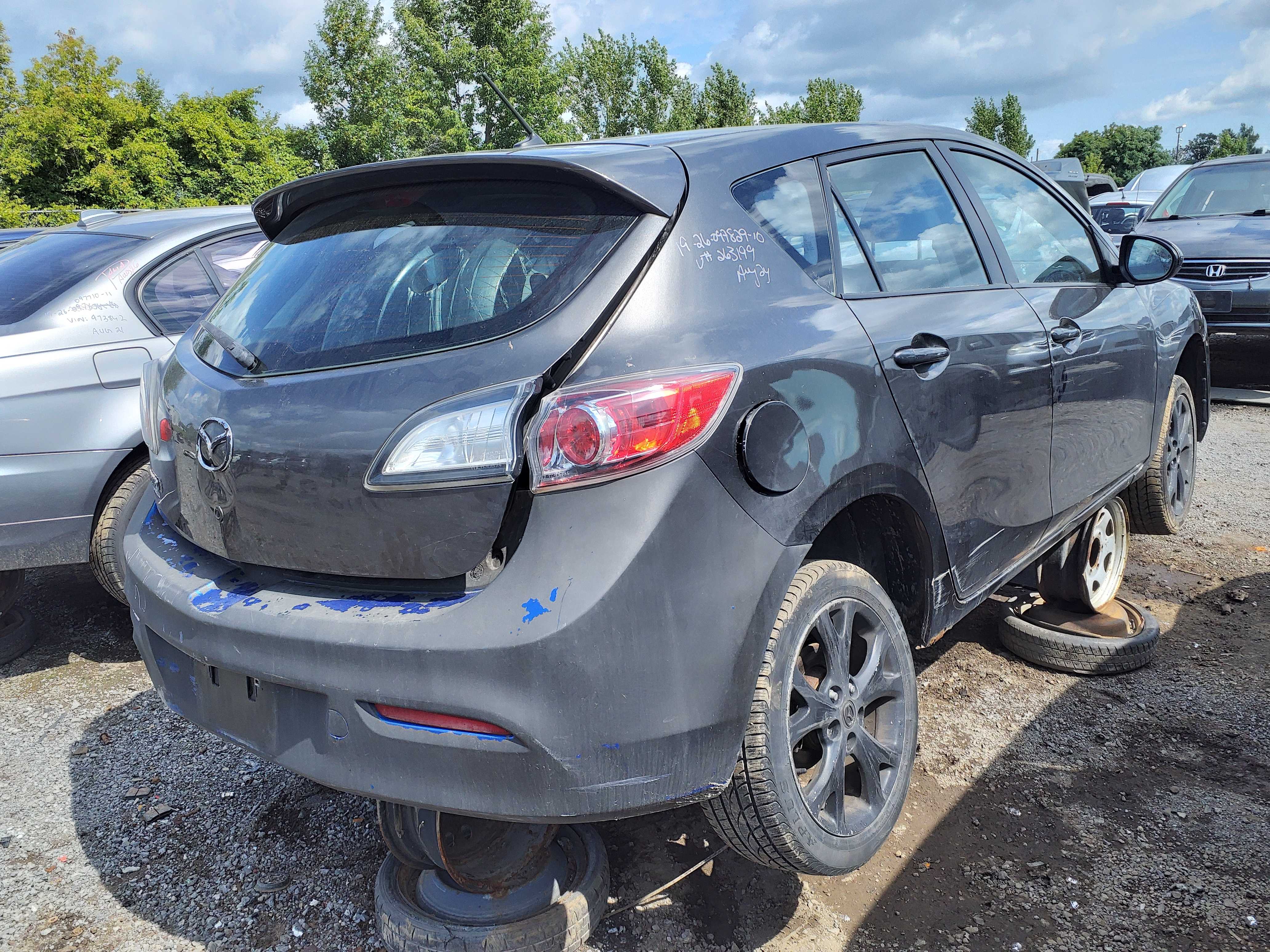 MAZDA MAZDA3 2010