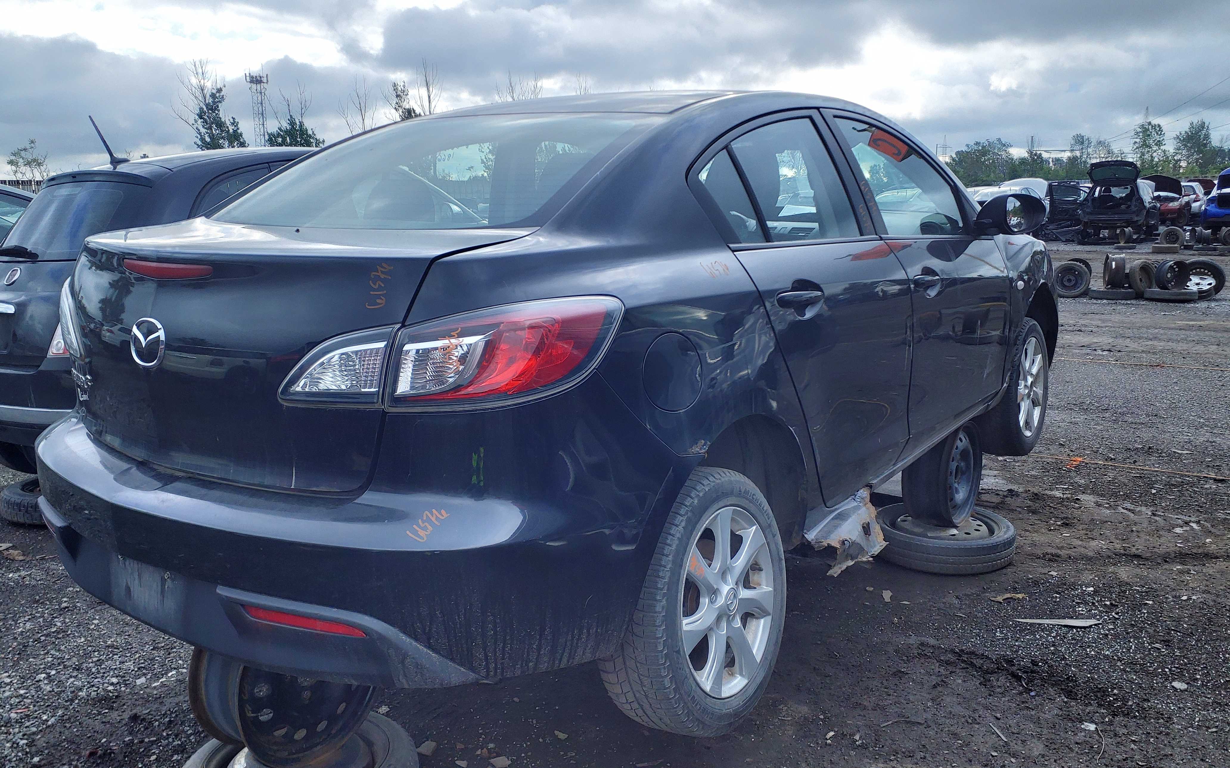 MAZDA MAZDA3 2010