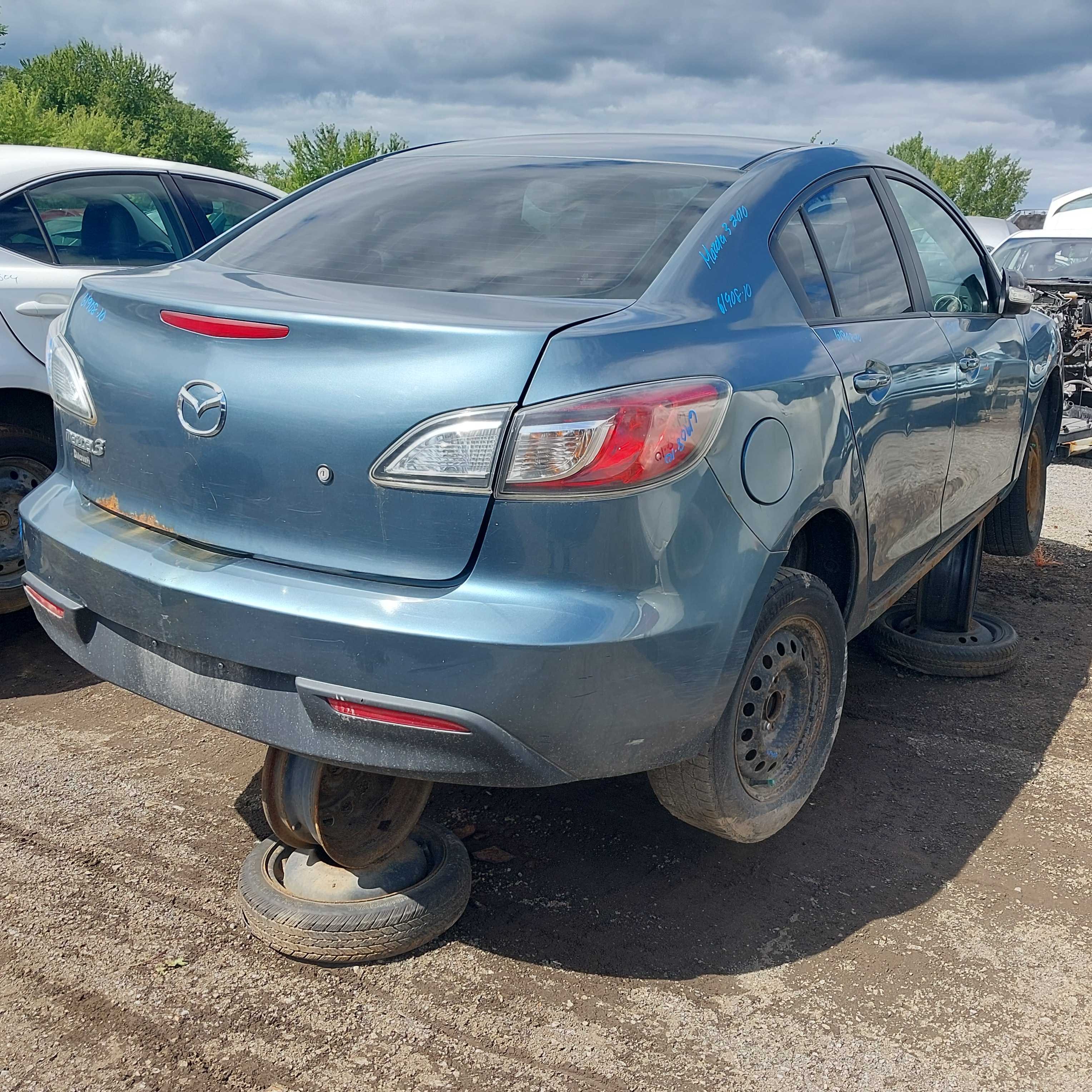 MAZDA MAZDA3 2010