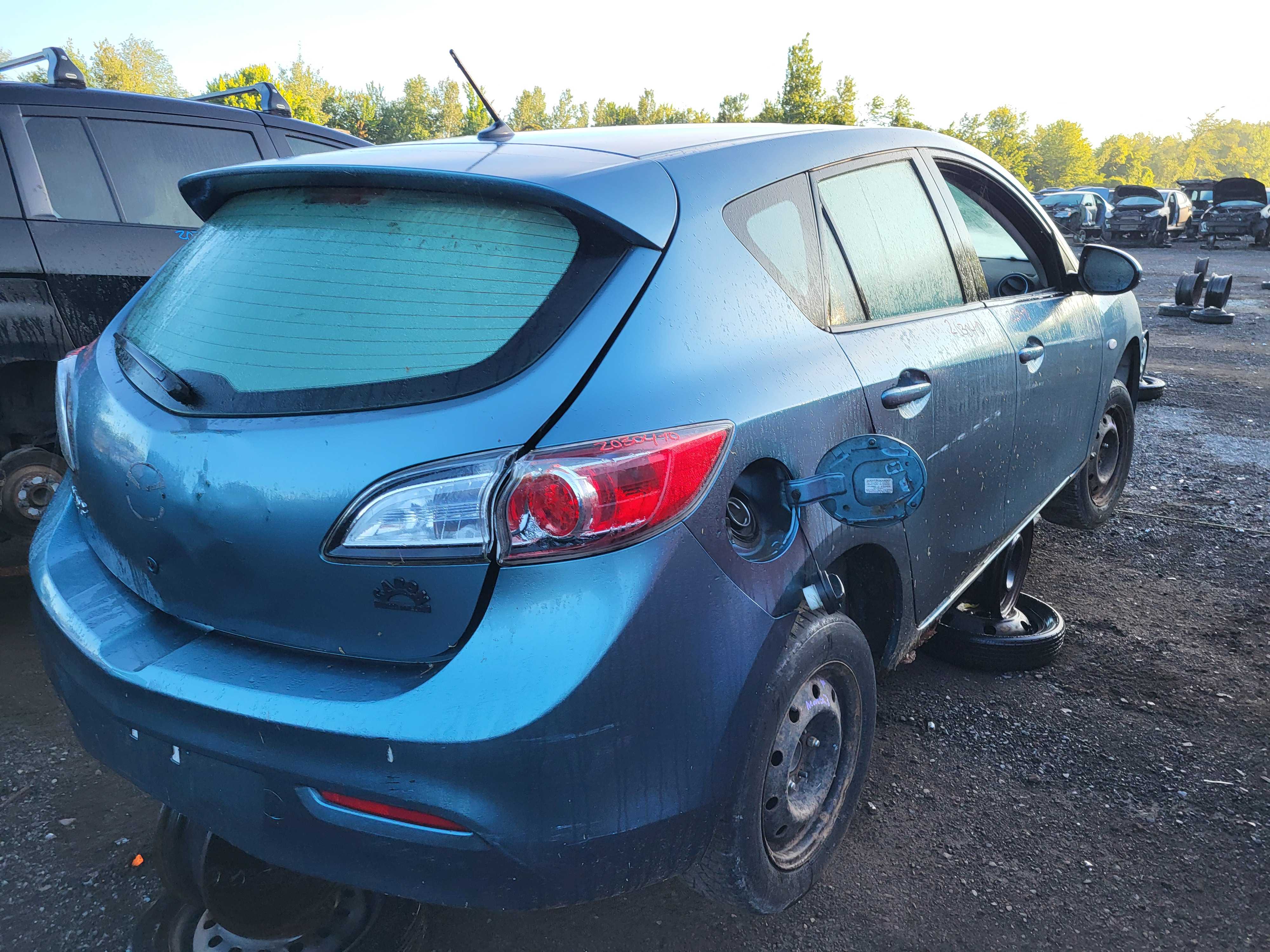 MAZDA MAZDA3 2010