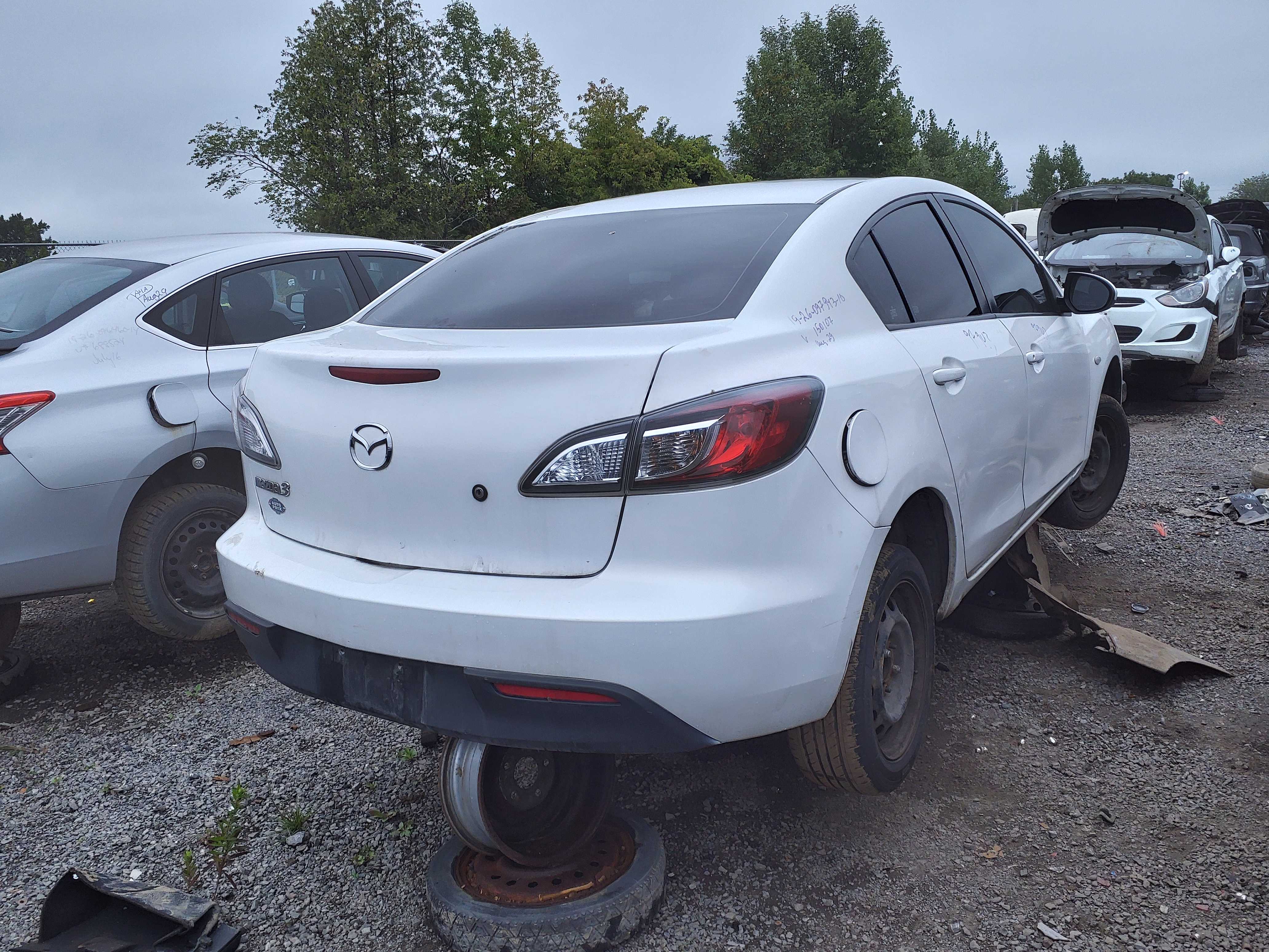 MAZDA MAZDA3 2010