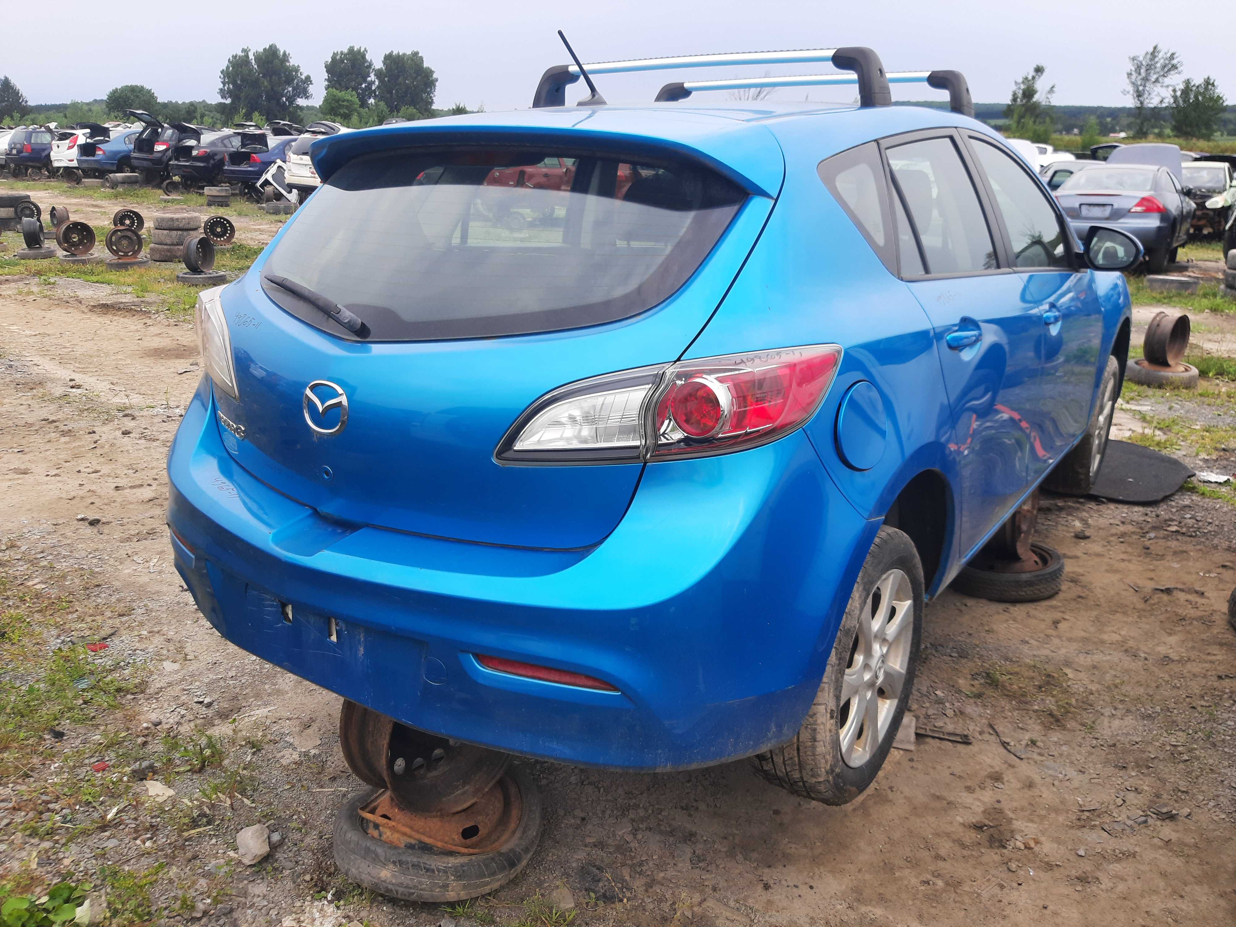 MAZDA MAZDA3 2011