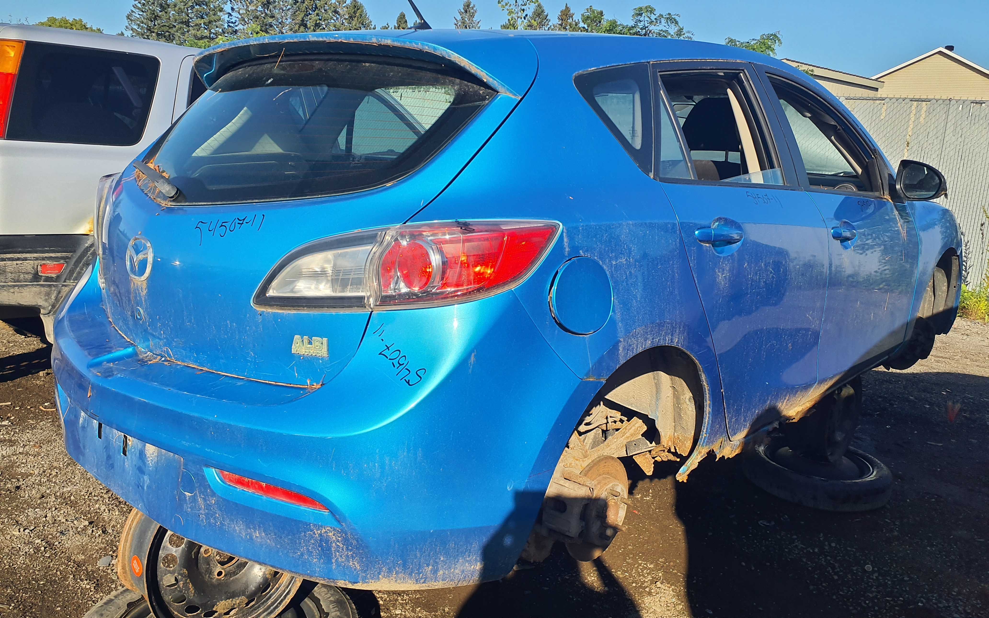 MAZDA MAZDA3 2011