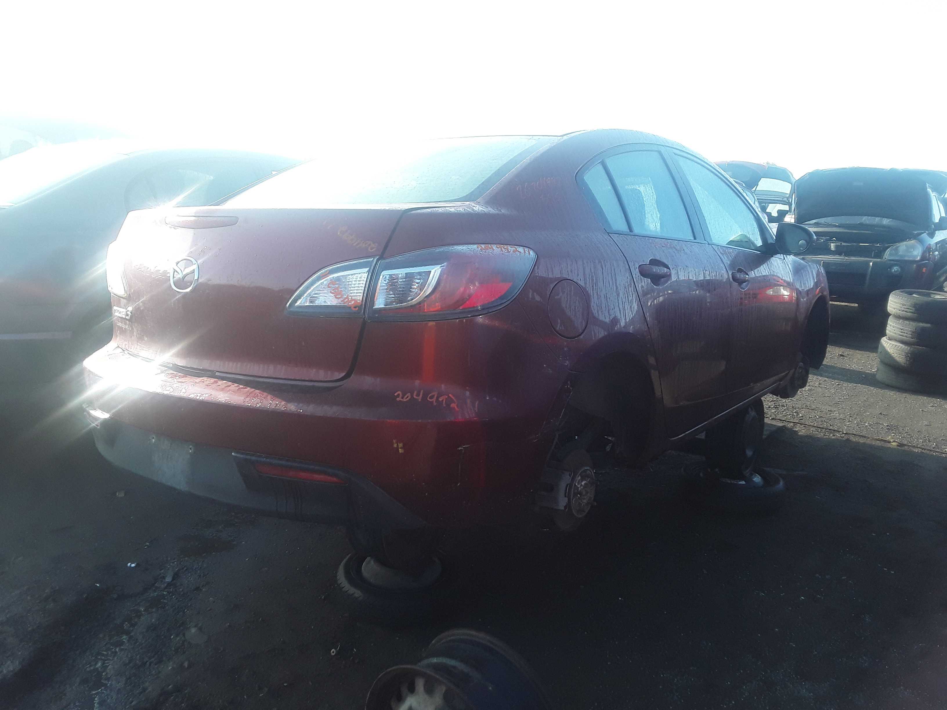 MAZDA MAZDA3 2011