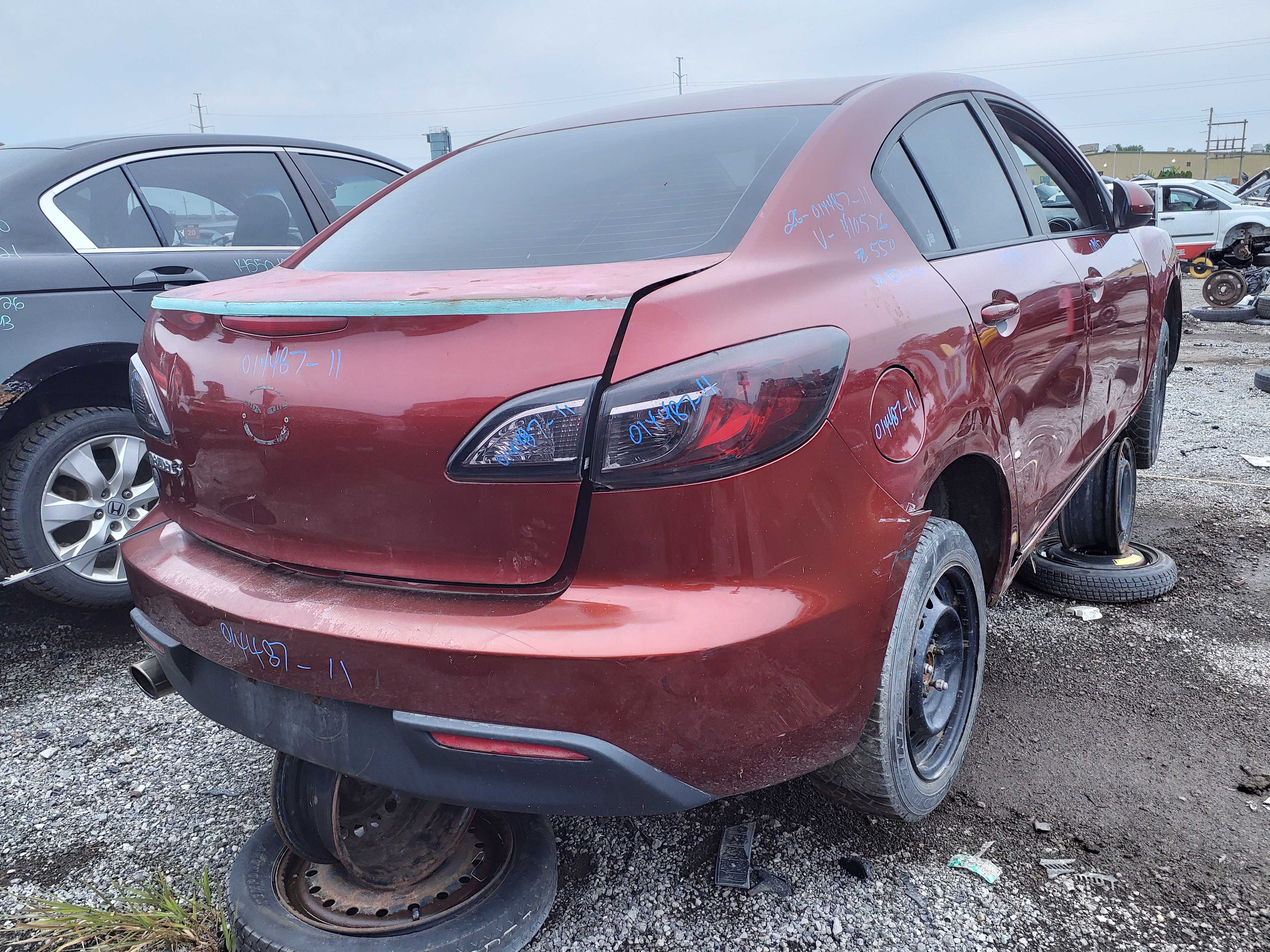 MAZDA MAZDA3 2011