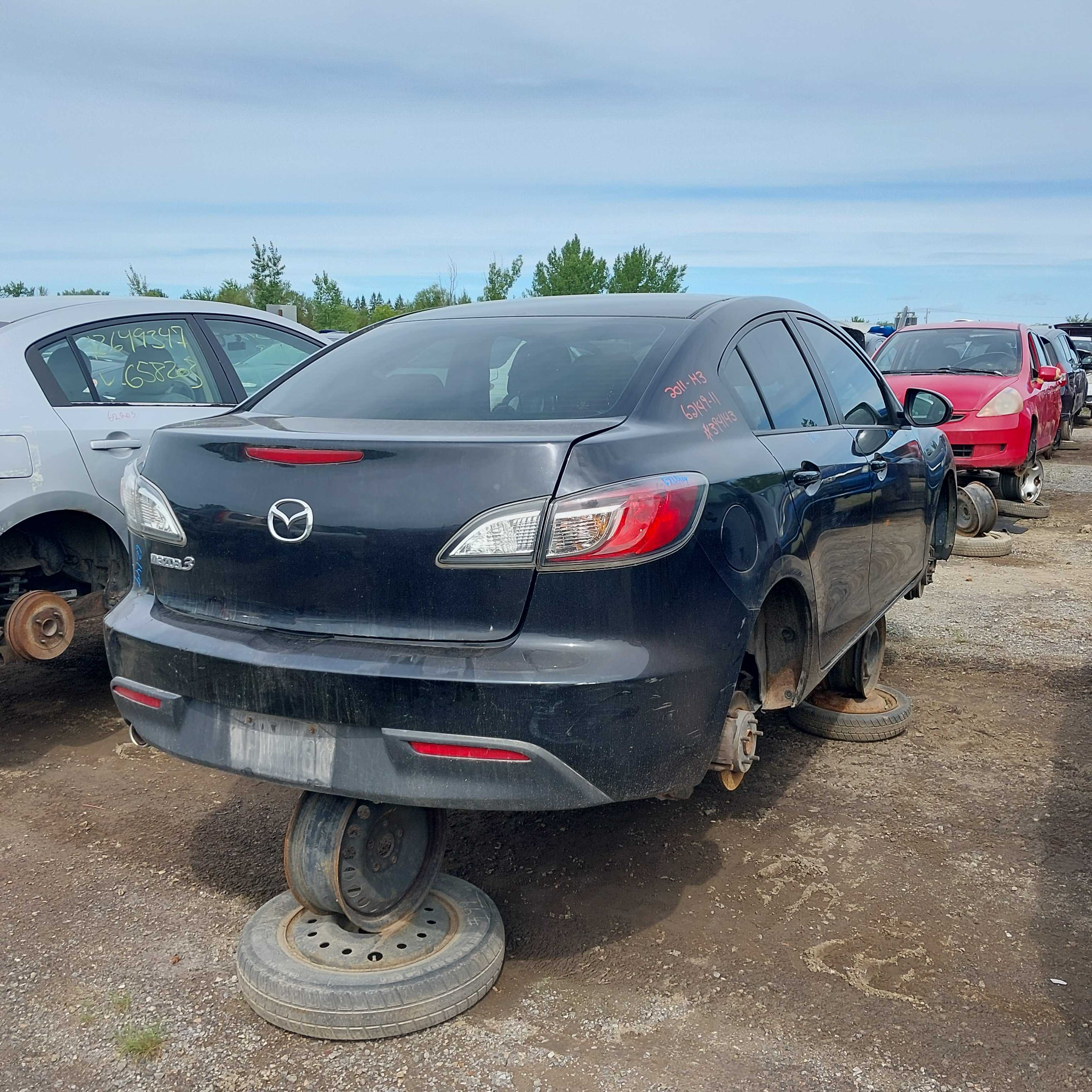 MAZDA MAZDA3 2011