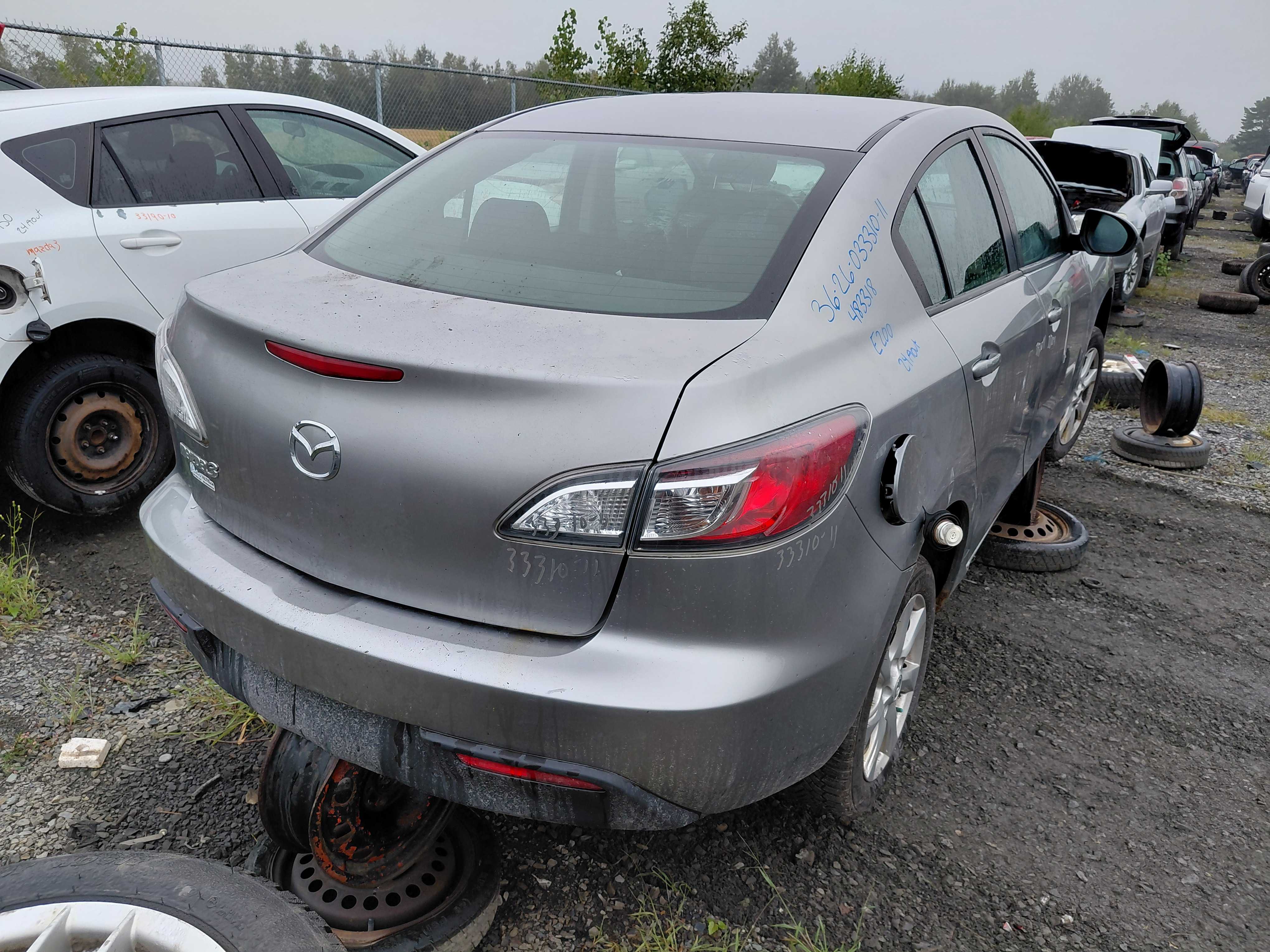 MAZDA MAZDA3 2011