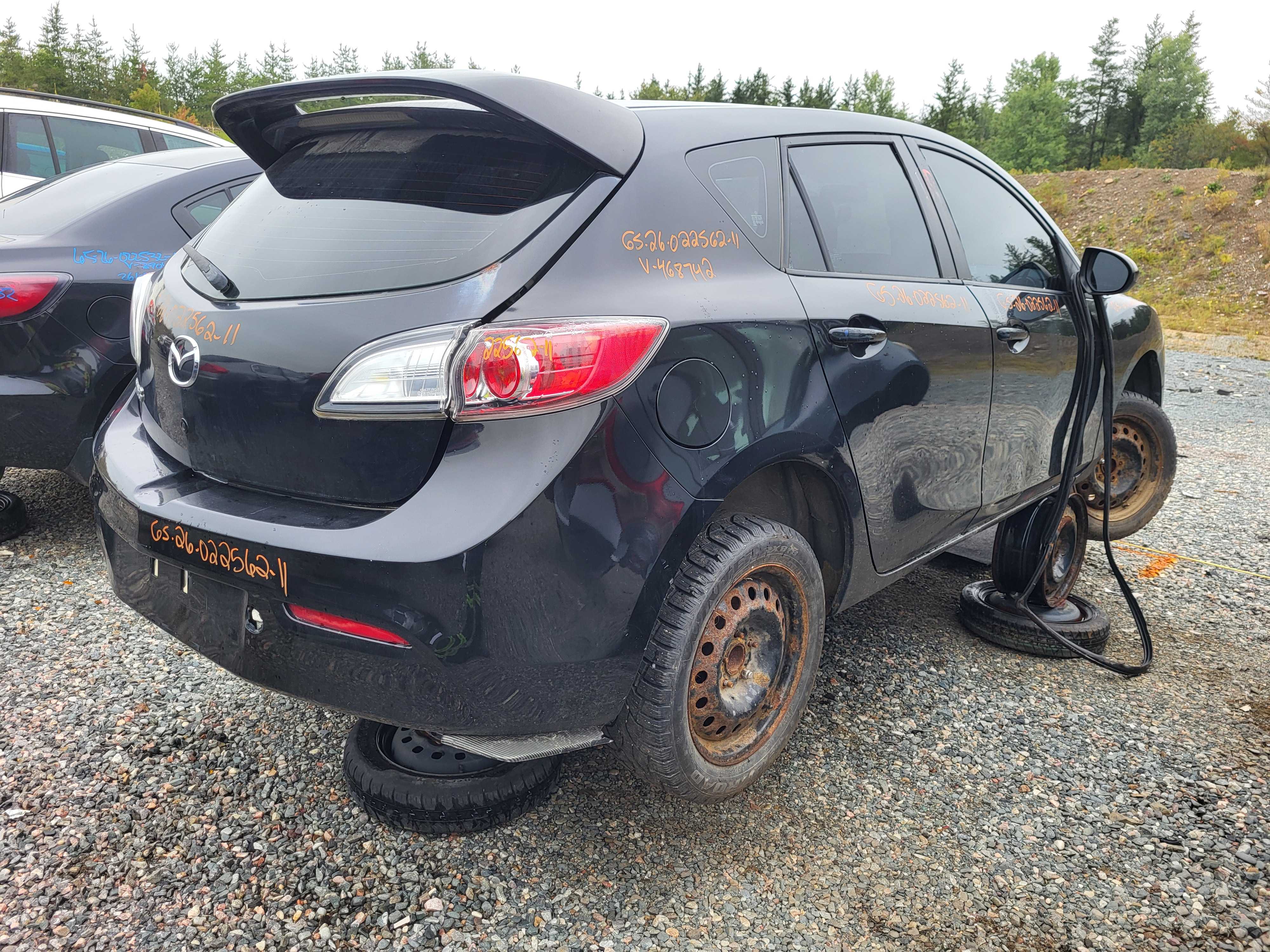 MAZDA MAZDA3 2011