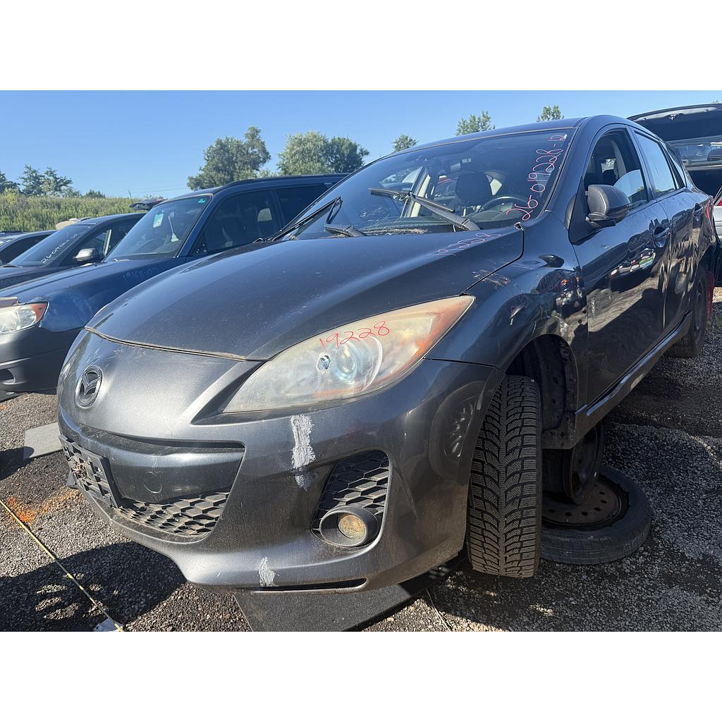MAZDA MAZDA3 2012