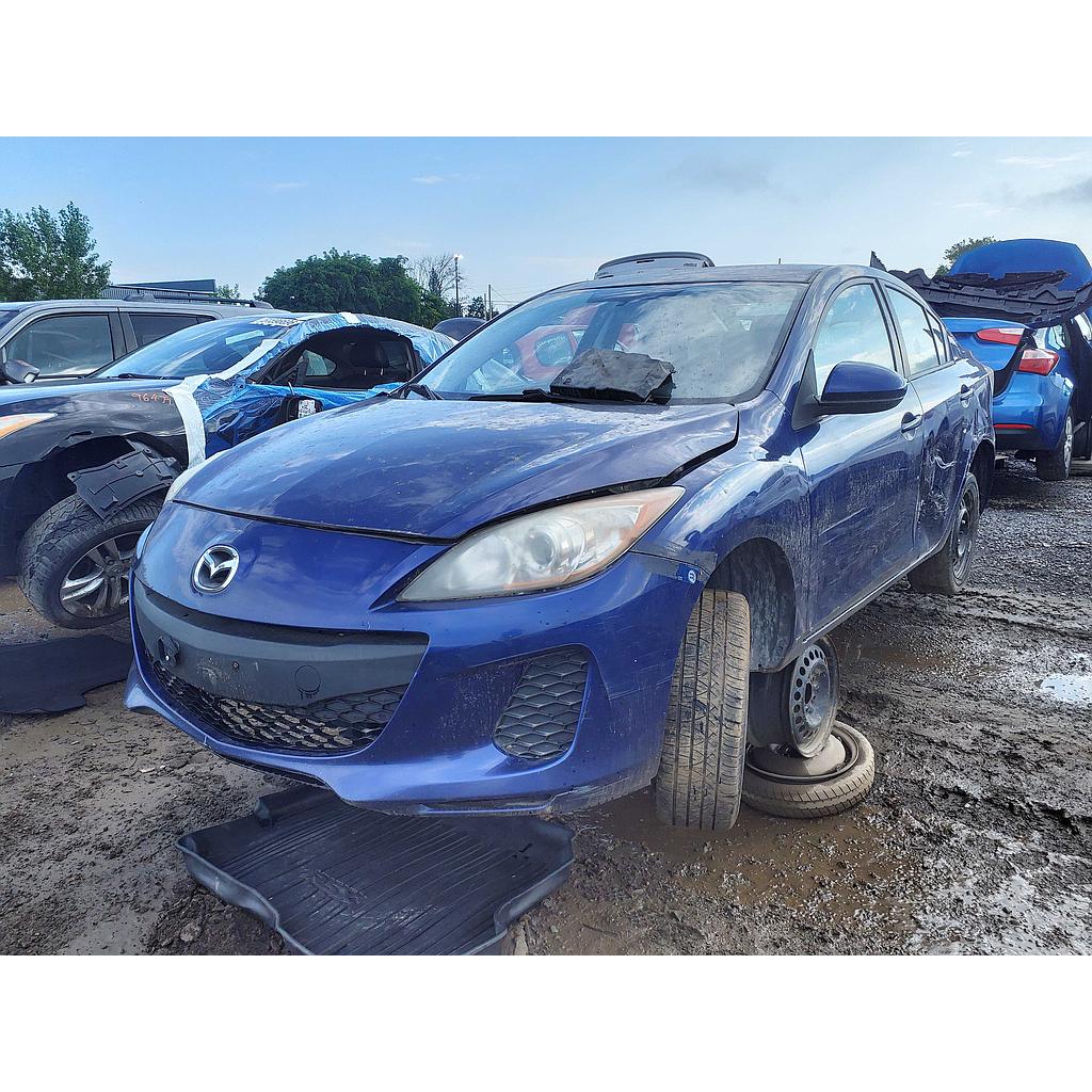 MAZDA MAZDA3 2012
