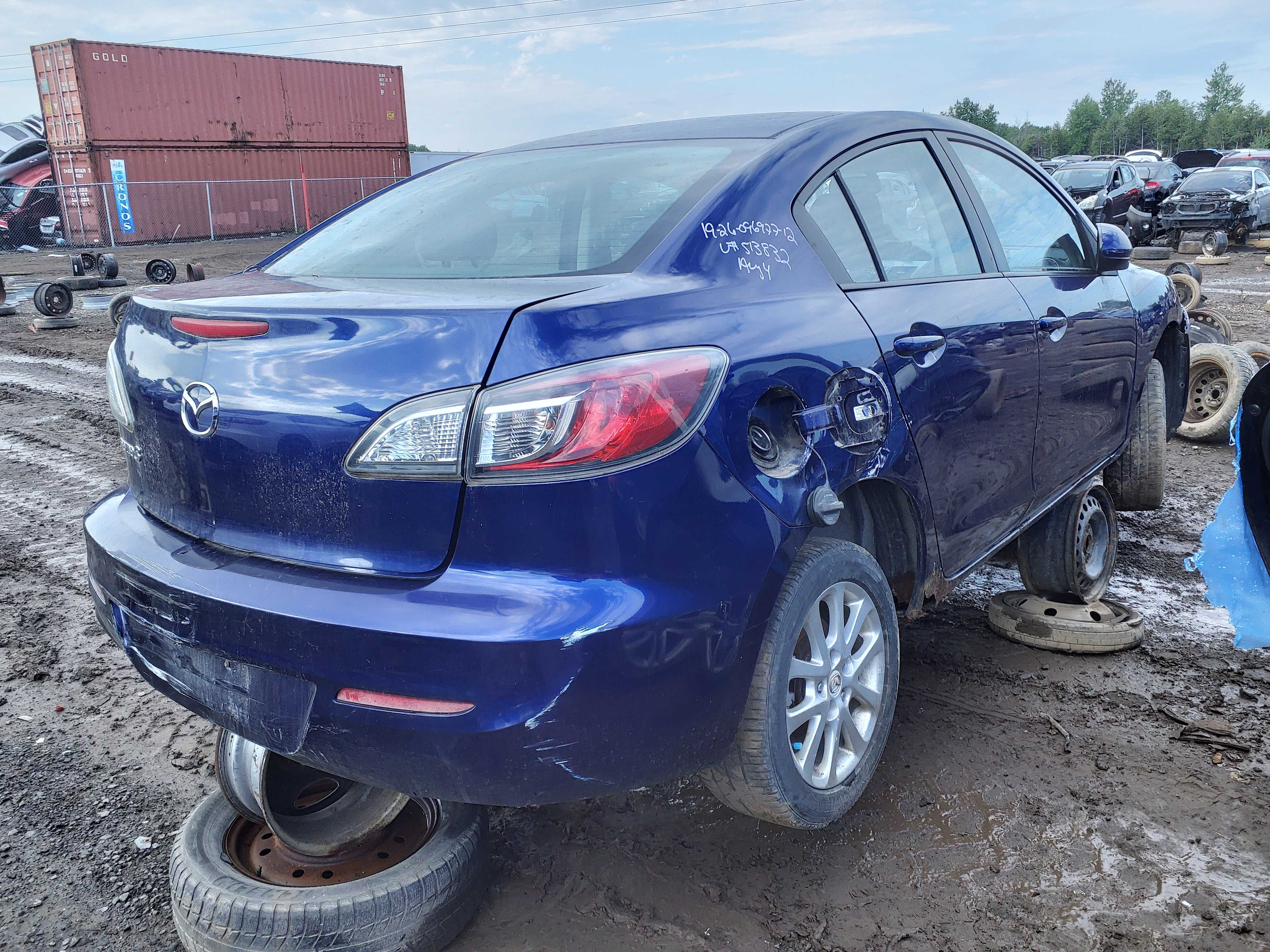 MAZDA MAZDA3 2012