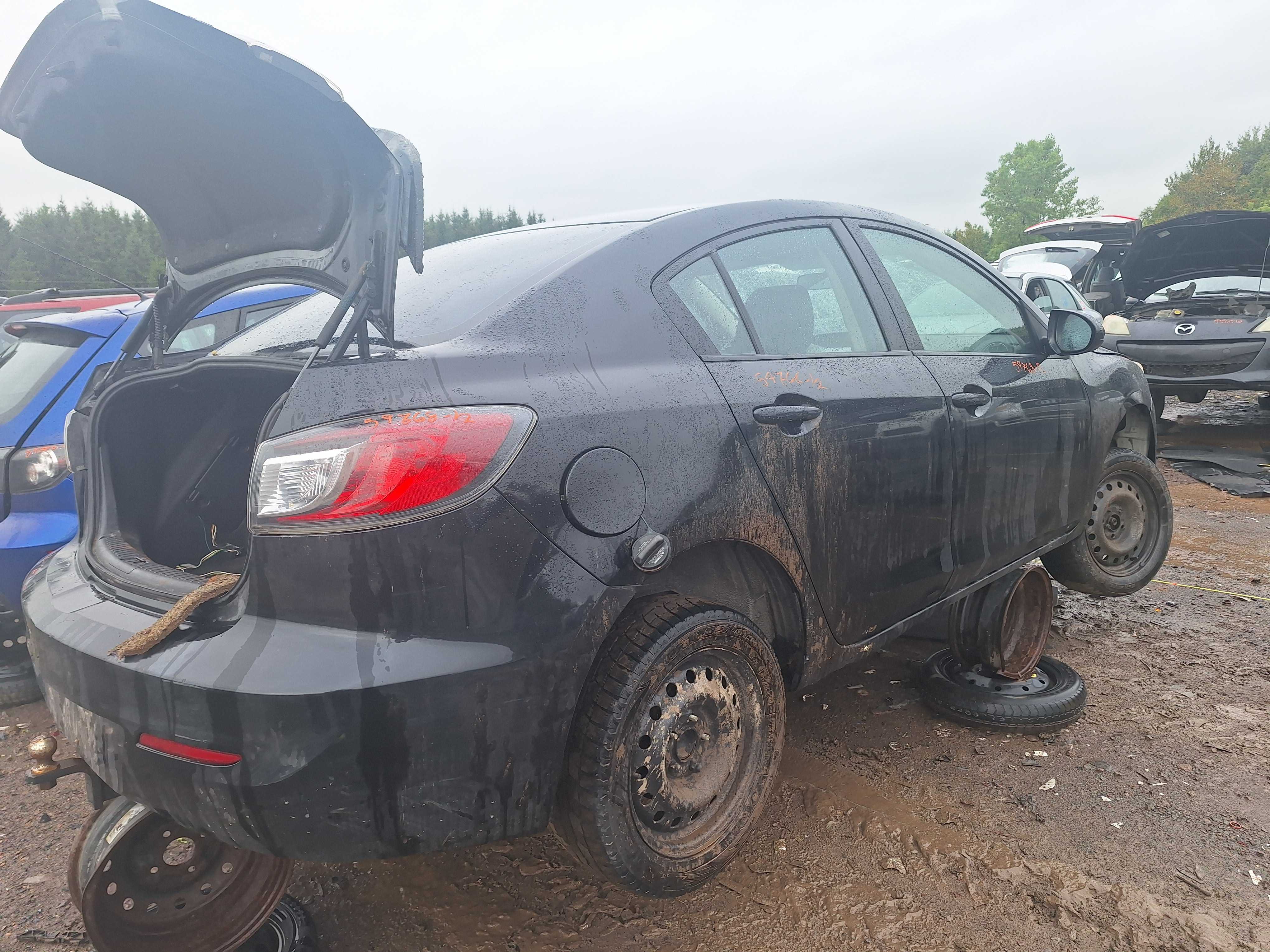 MAZDA MAZDA3 2012