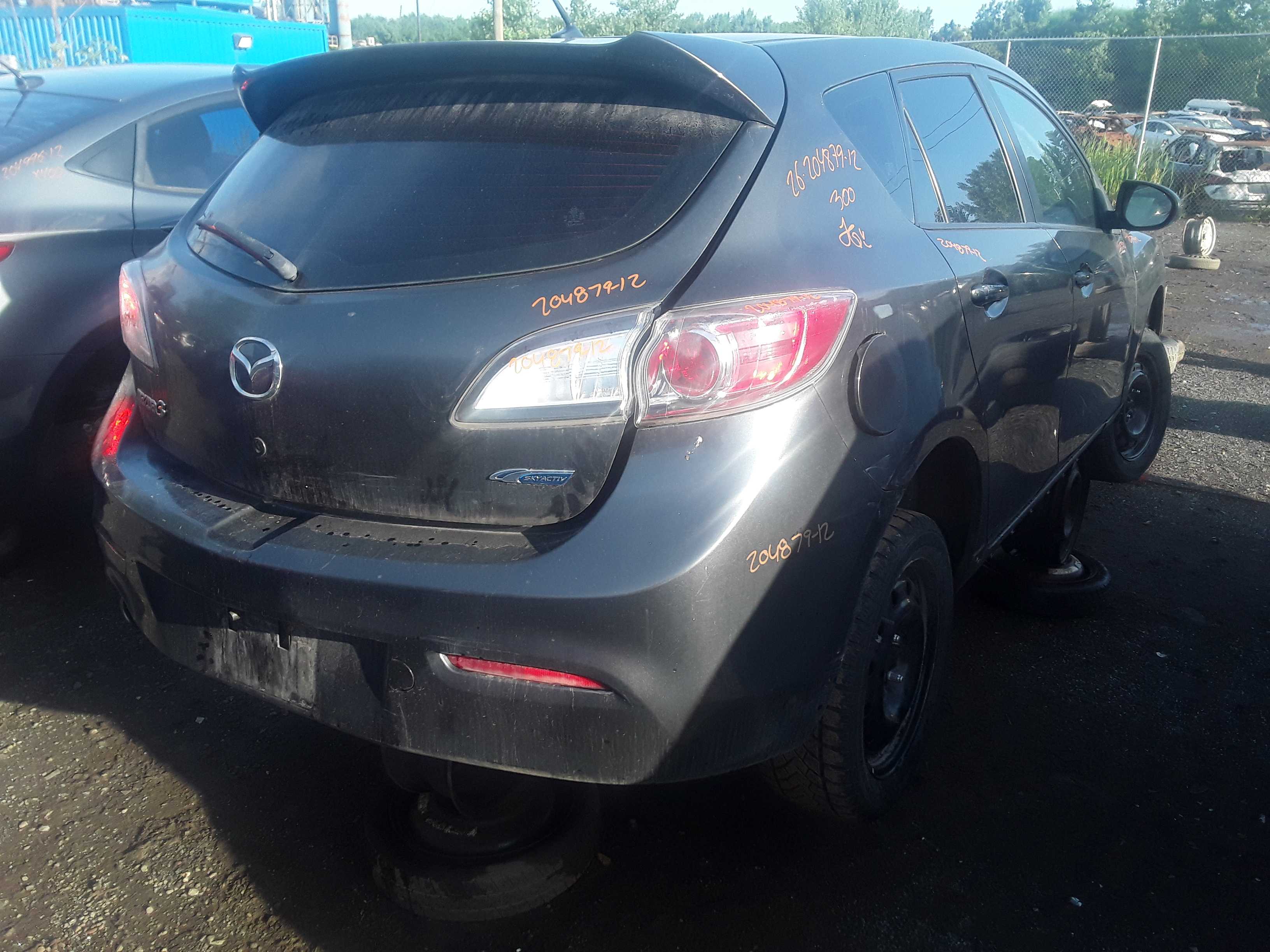 MAZDA MAZDA3 2012