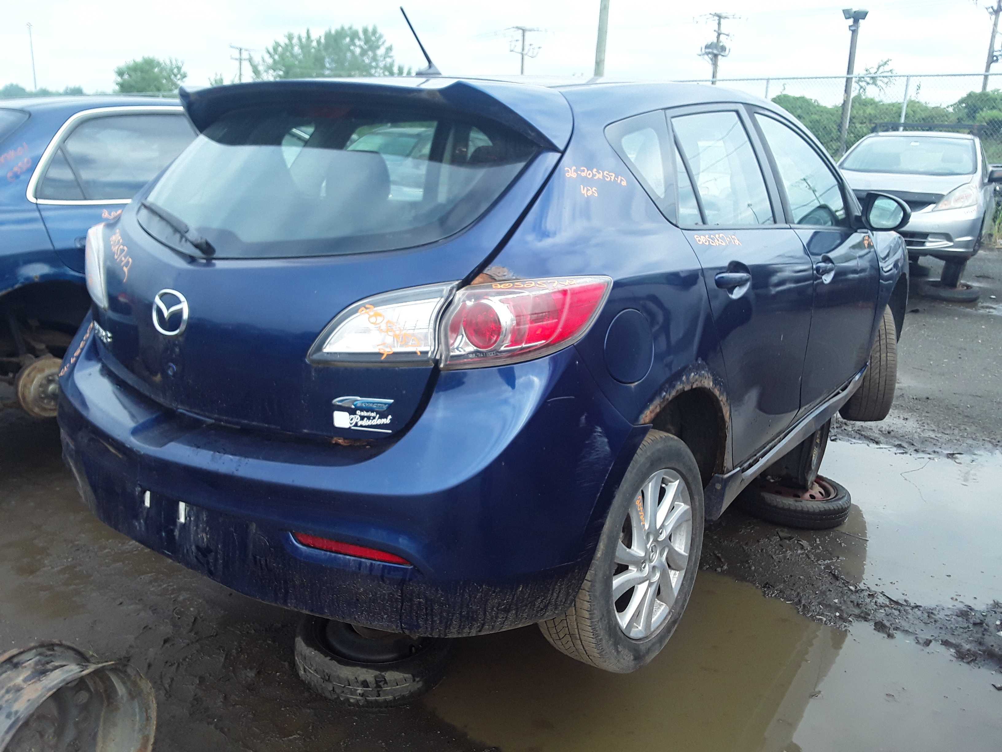 MAZDA MAZDA3 2012