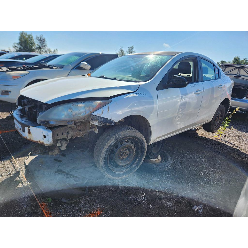 MAZDA MAZDA3 2012