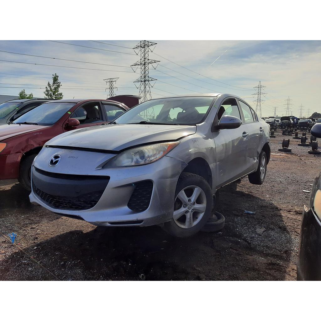 MAZDA MAZDA3 2013