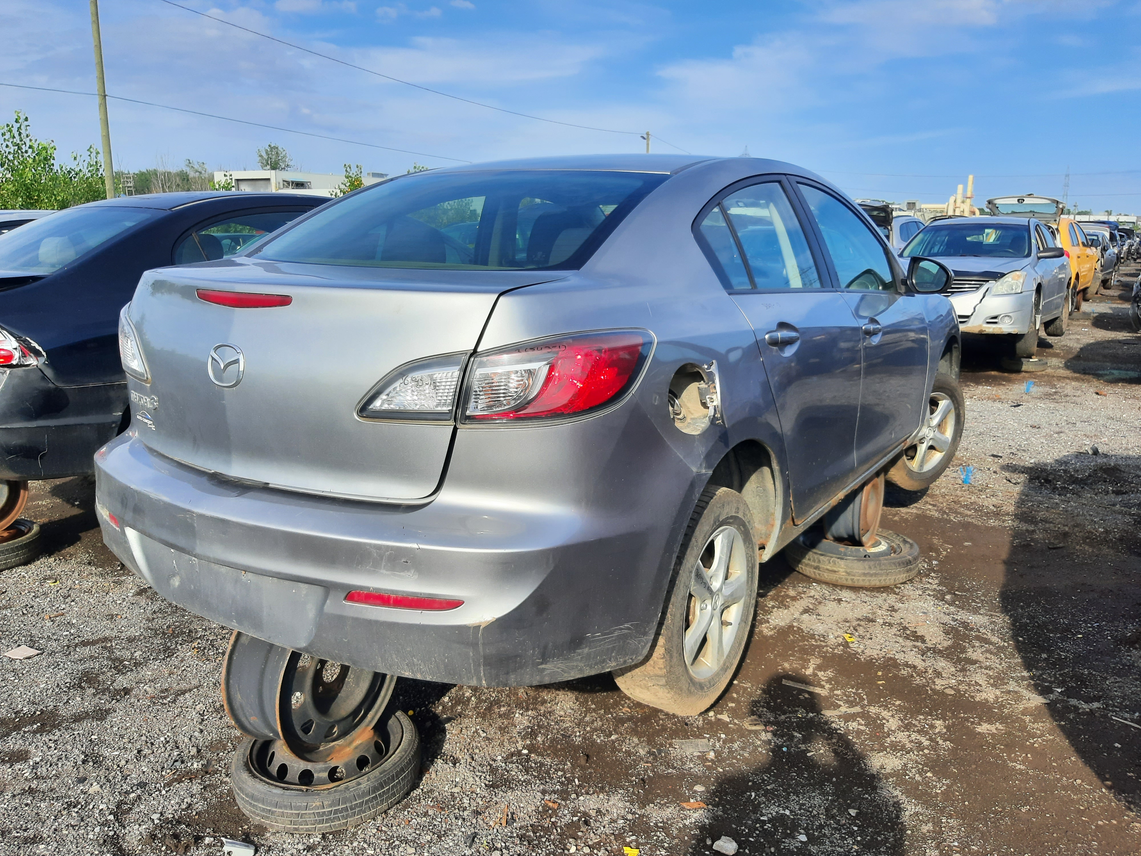MAZDA MAZDA3 2013