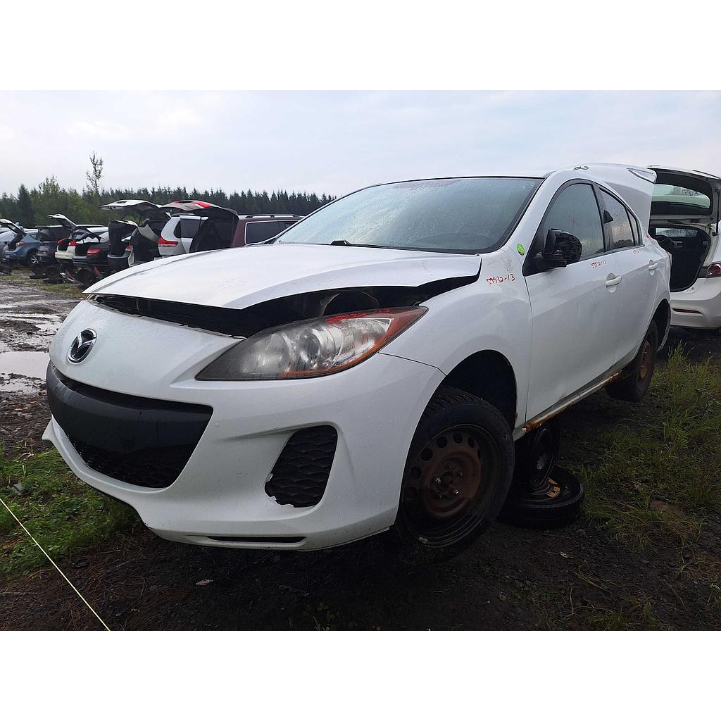 MAZDA MAZDA3 2013