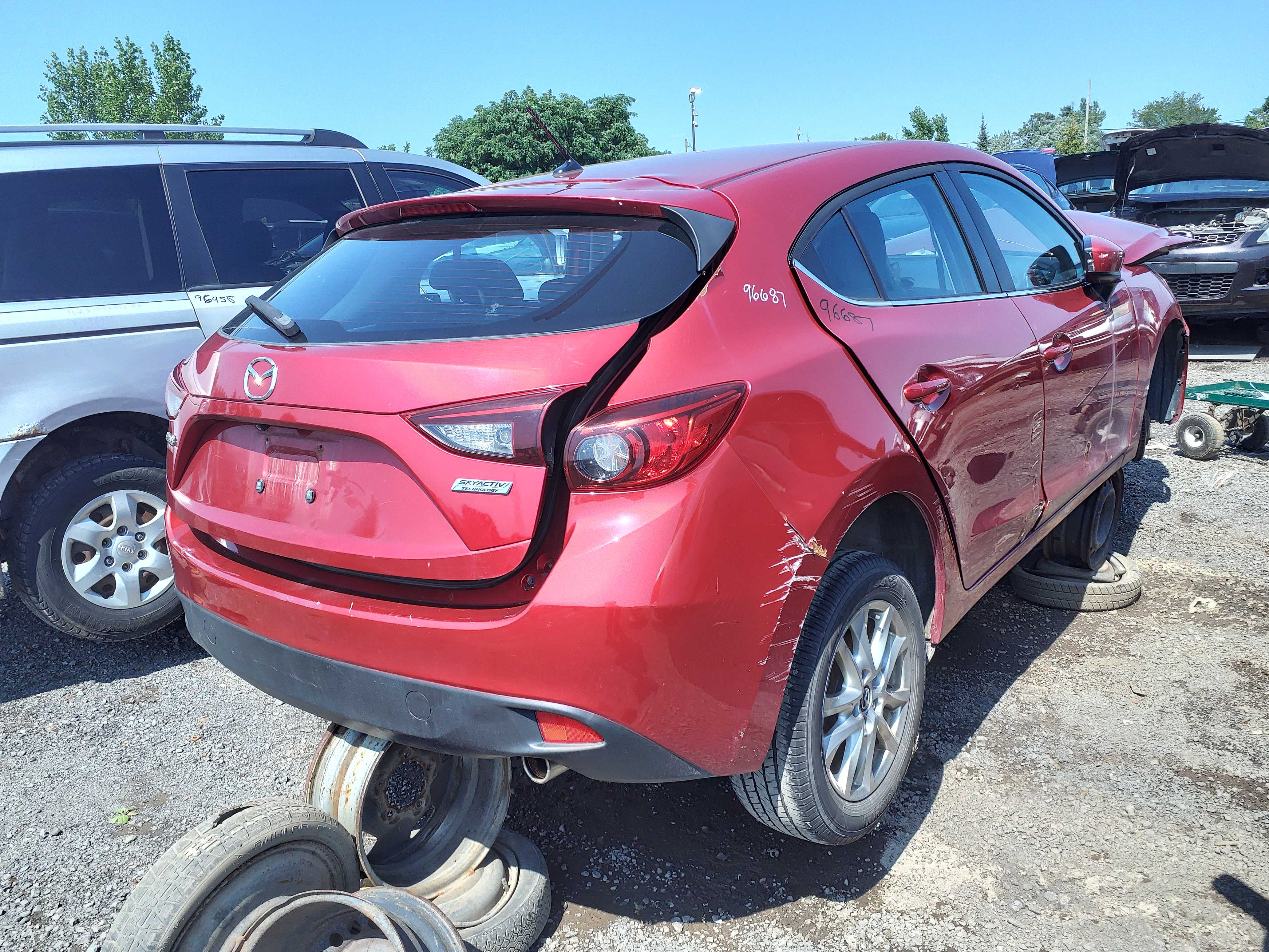MAZDA MAZDA3 2014