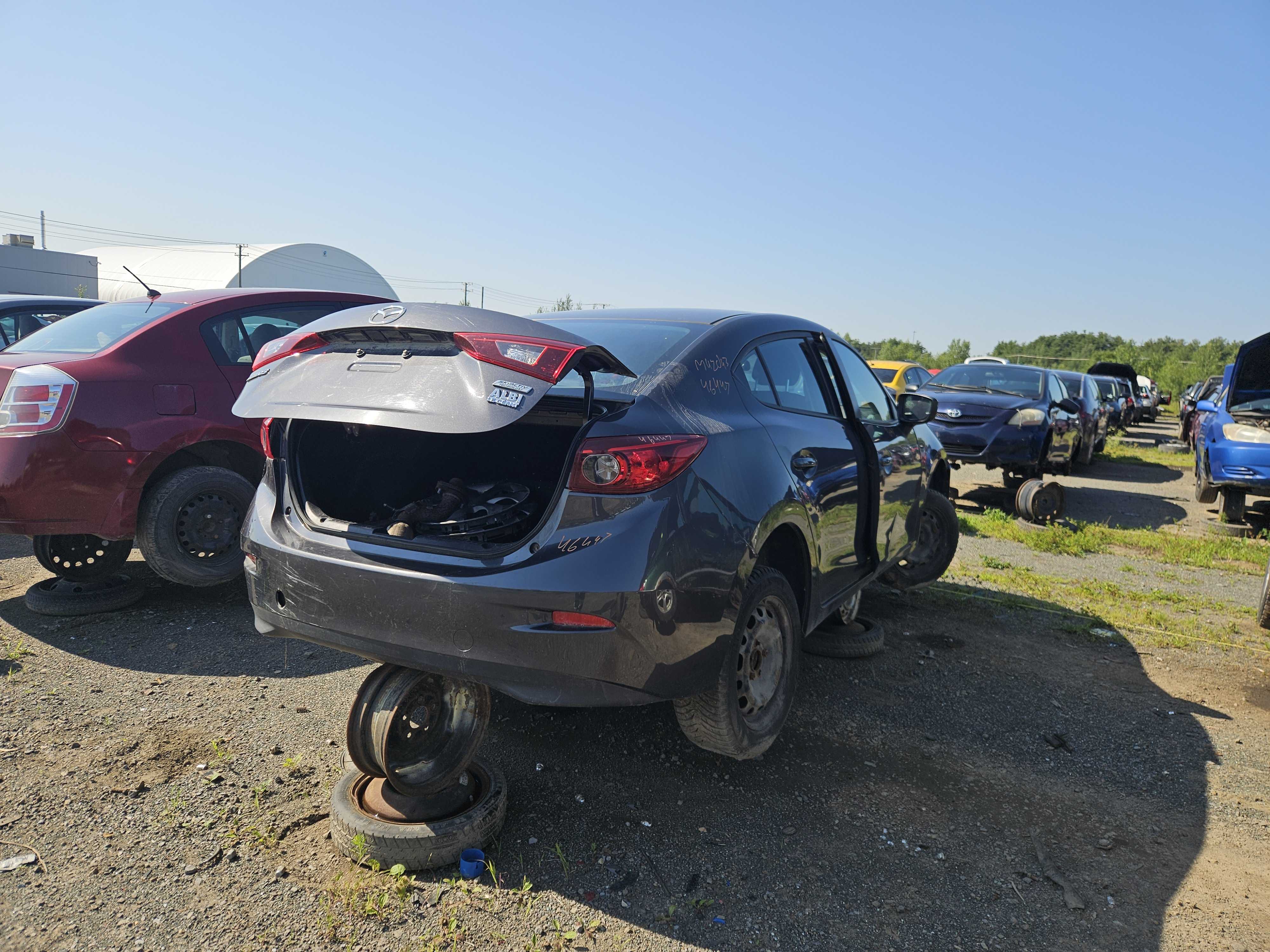 MAZDA MAZDA3 2014
