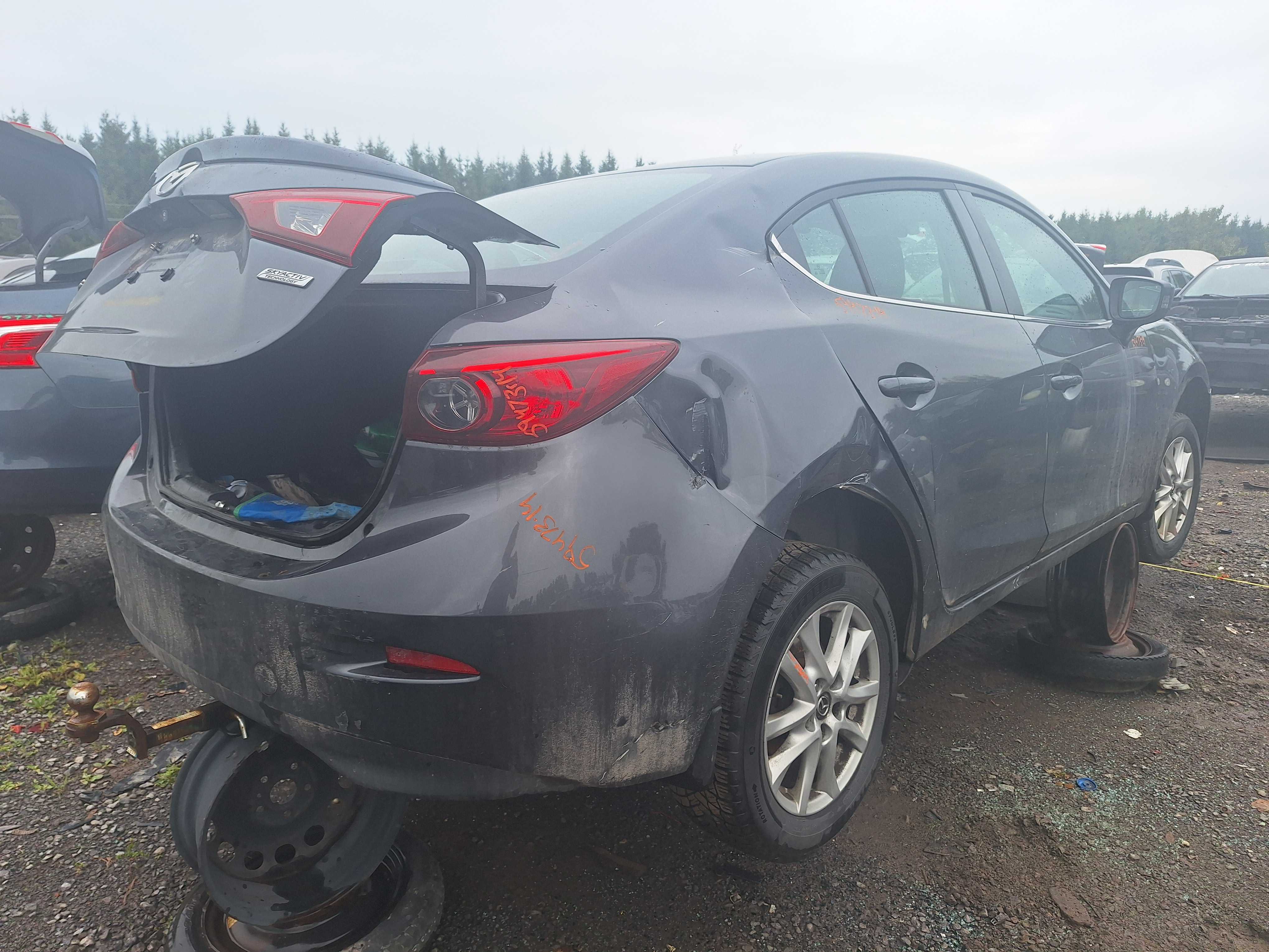 MAZDA MAZDA3 2014