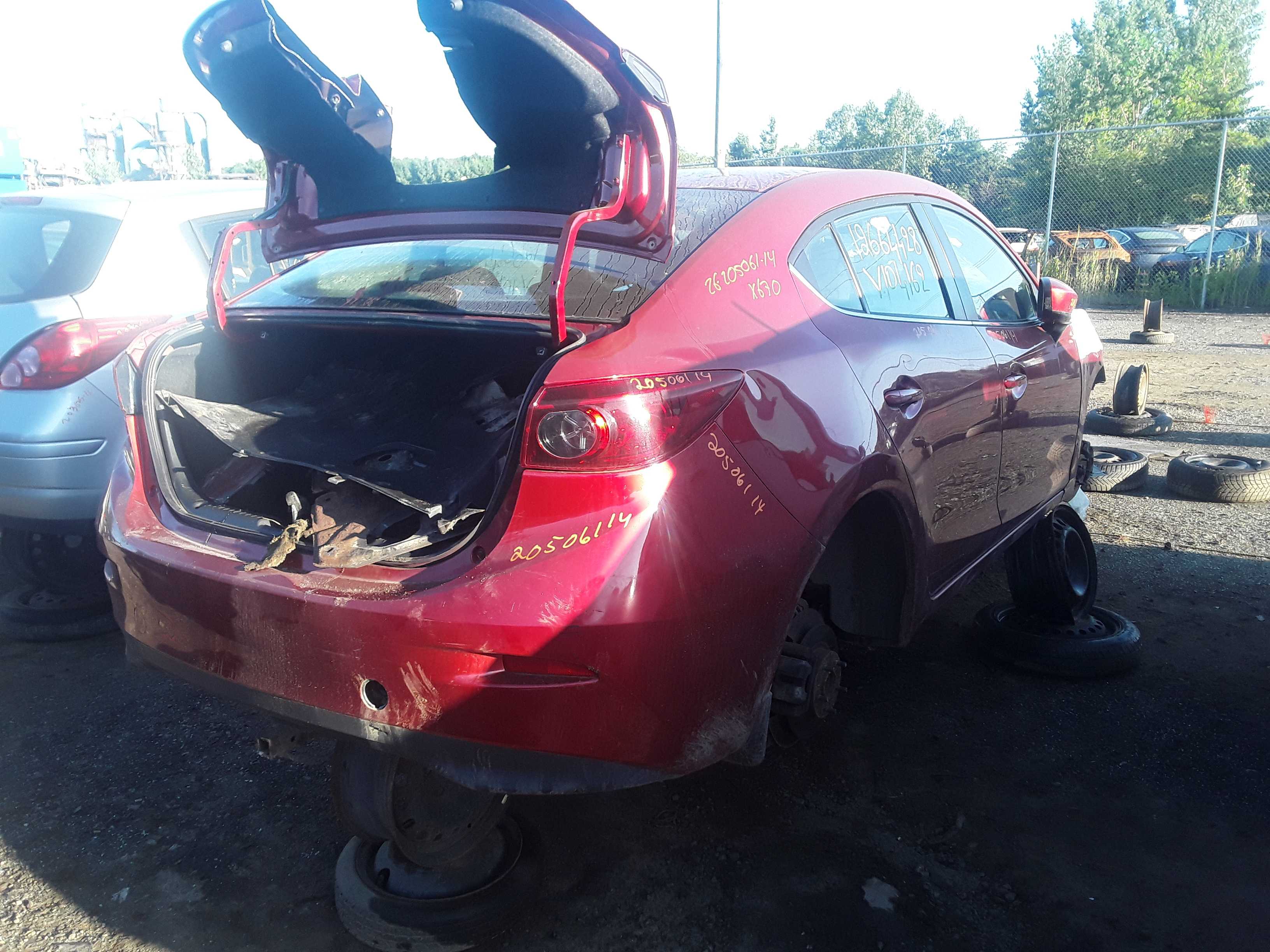 MAZDA MAZDA3 2014