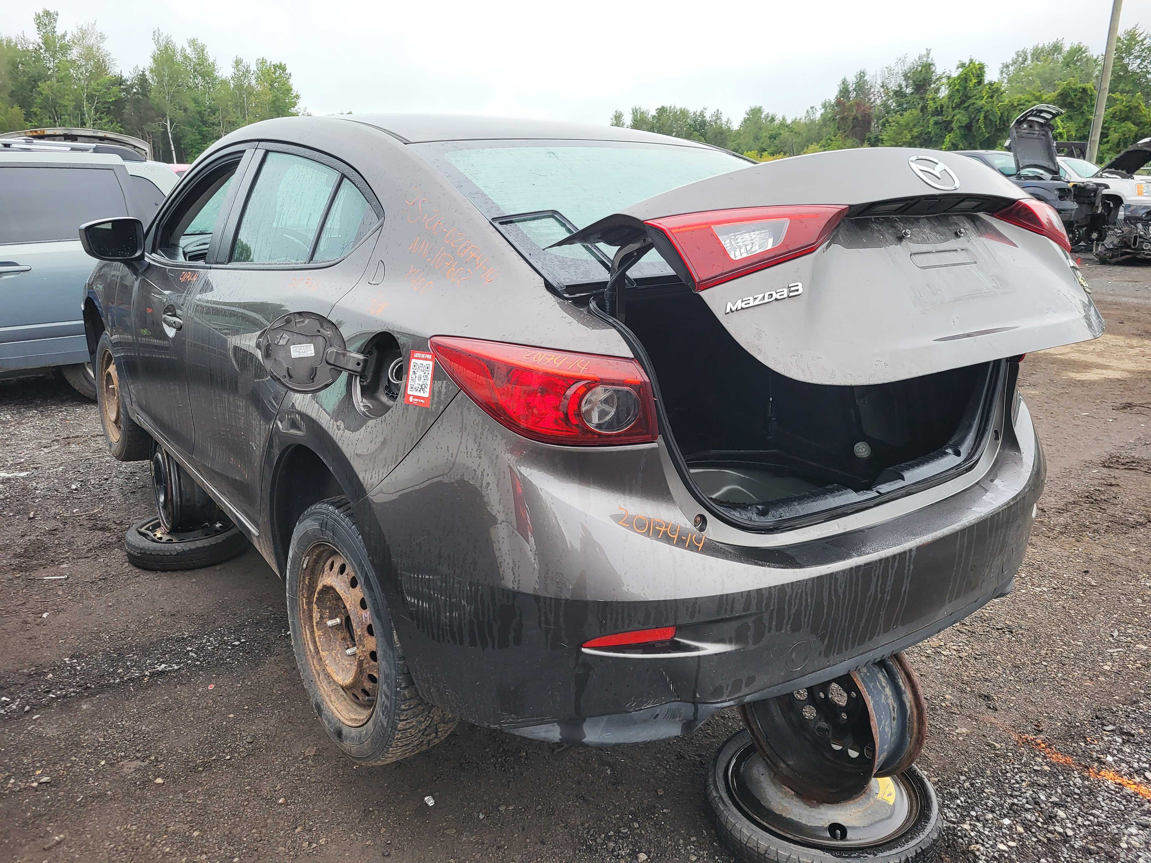 MAZDA MAZDA3 2014