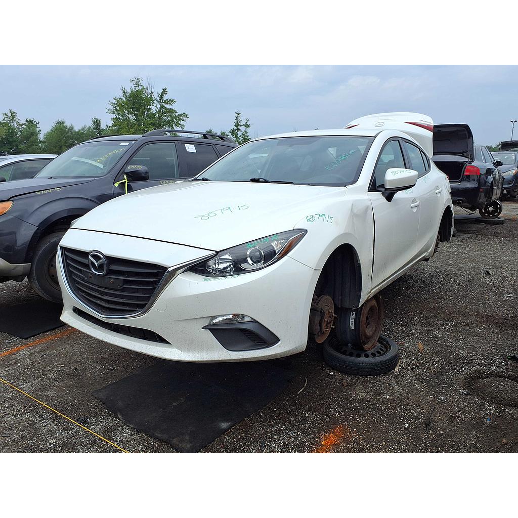 MAZDA MAZDA3 2015