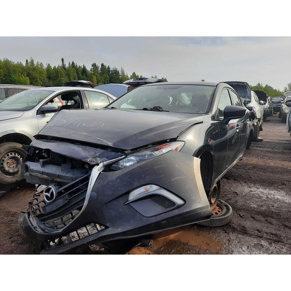 MAZDA MAZDA3 2015
