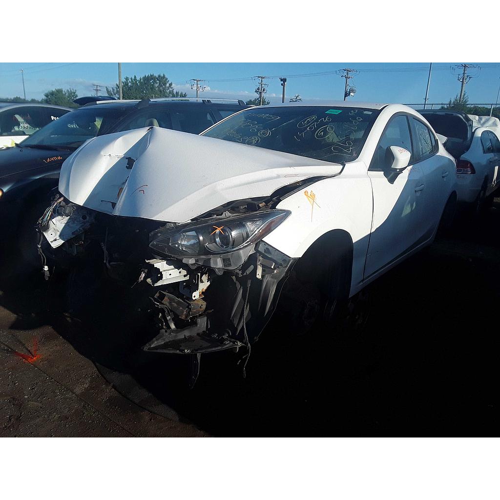 MAZDA MAZDA3 2015