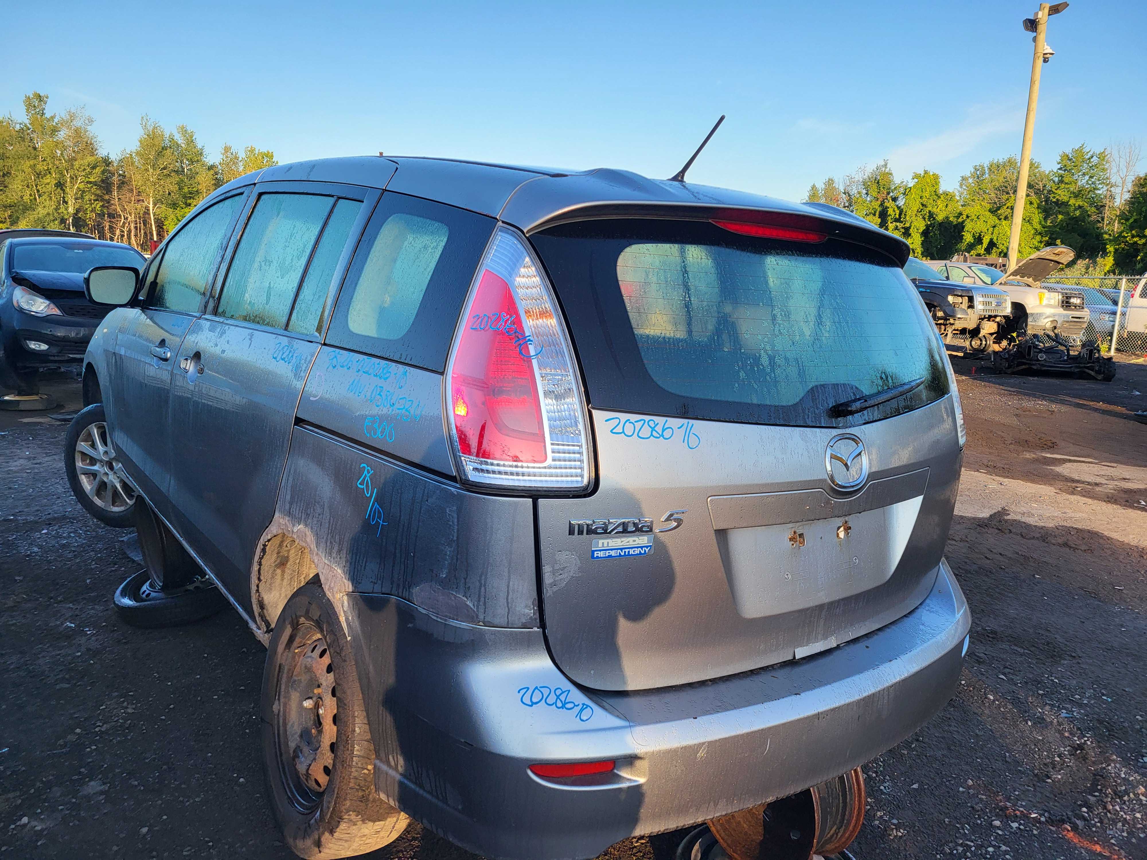 MAZDA MAZDA5 2010